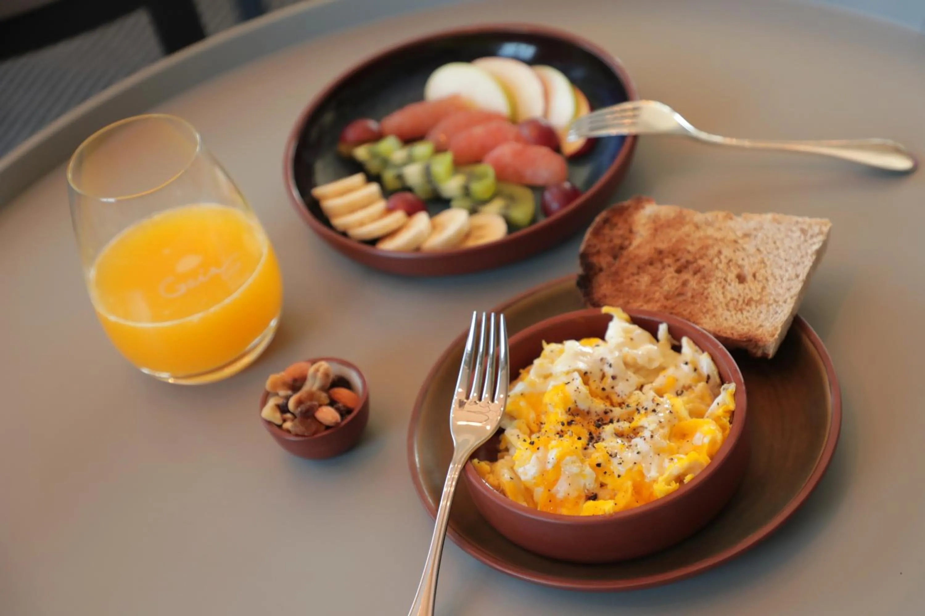 Food and drinks in Gaia Lodge