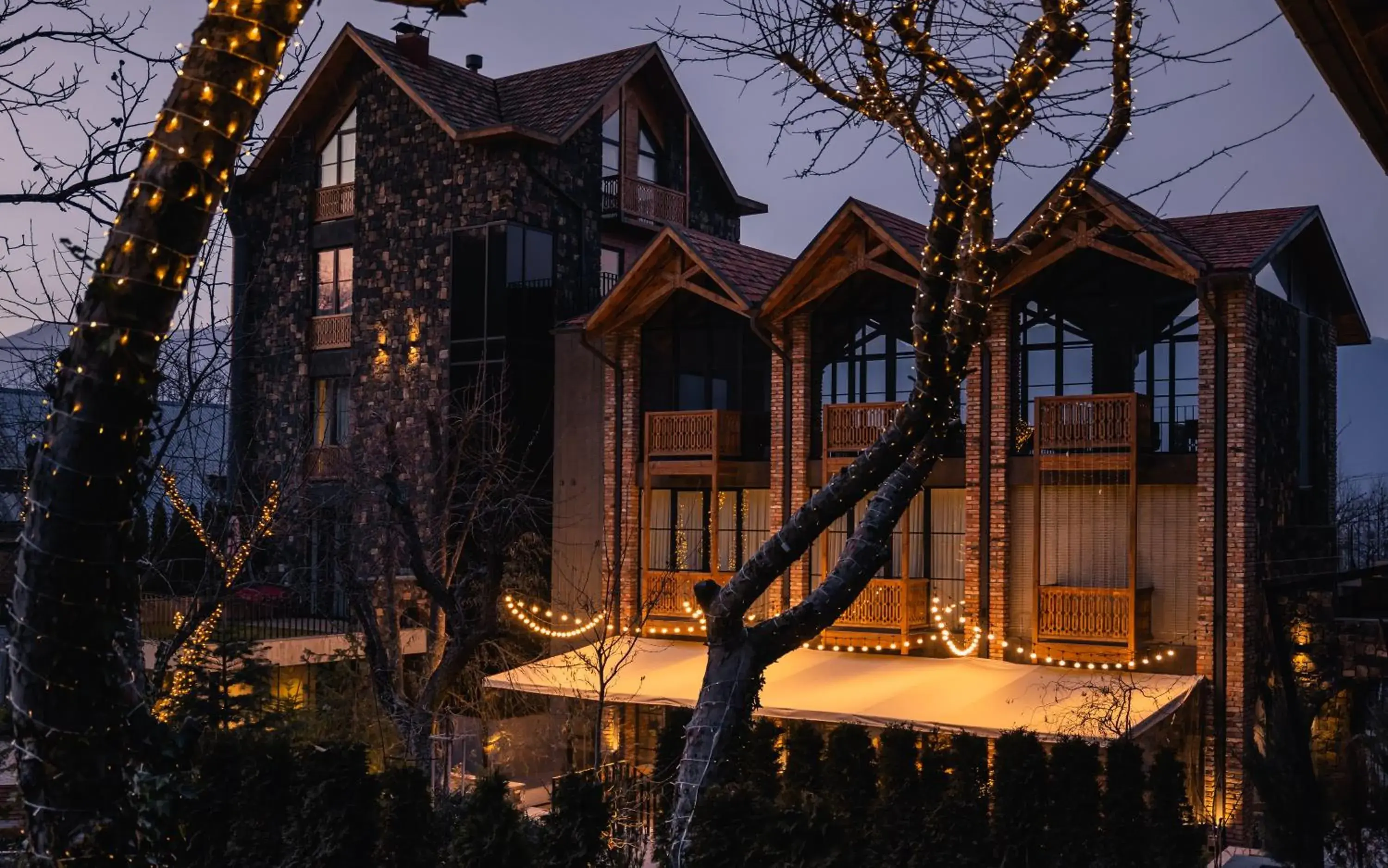 Property building in Dilijani Tun Hotel & Restaurant Property building in Dilijani Tun Hotel & Restaurant