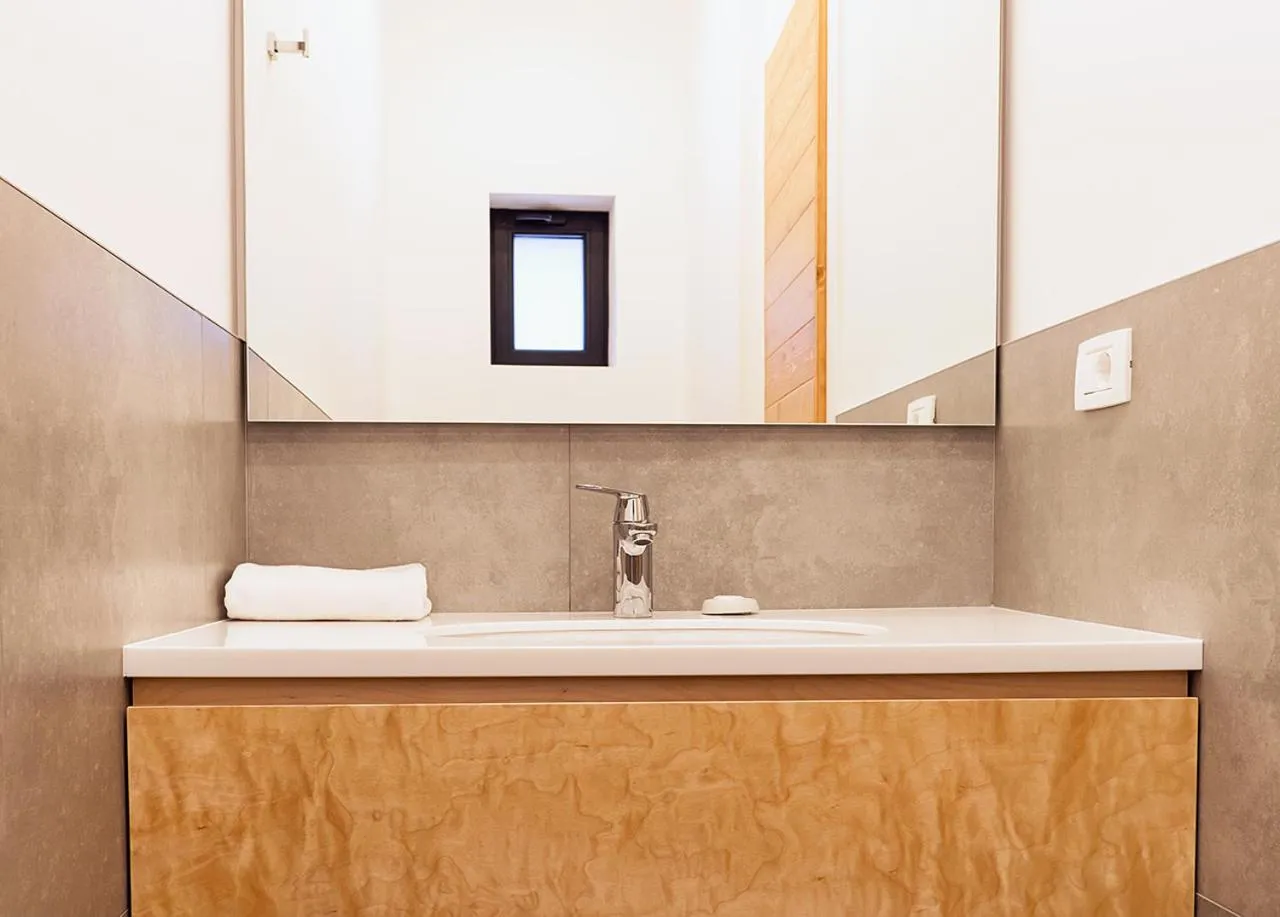 Bath in Dilijani Tun Hotel & Restaurant