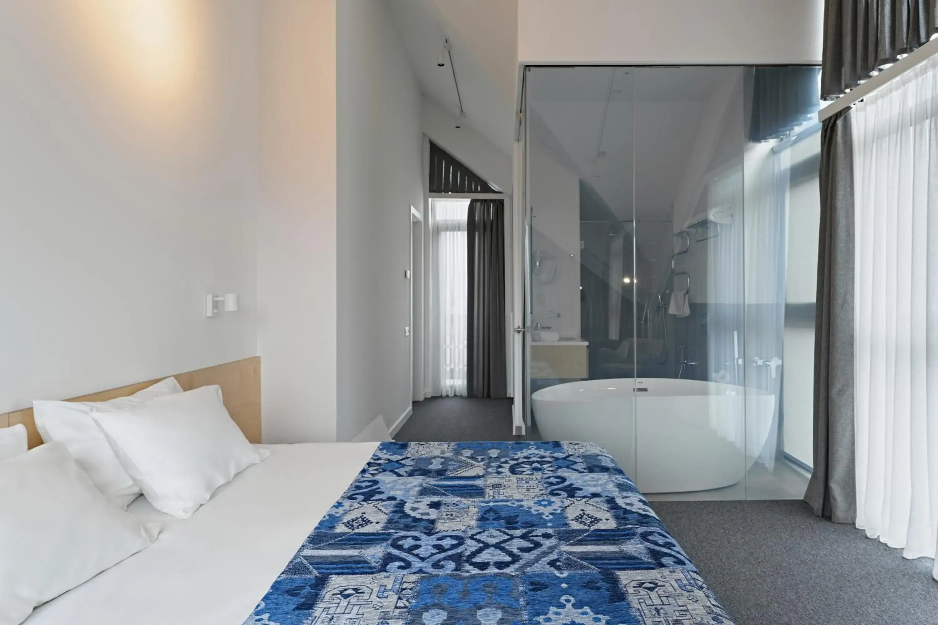 Bedroom, Bed in Dilijani Tun Hotel & Restaurant Bedroom, Bed in Dilijani Tun Hotel & Restaurant