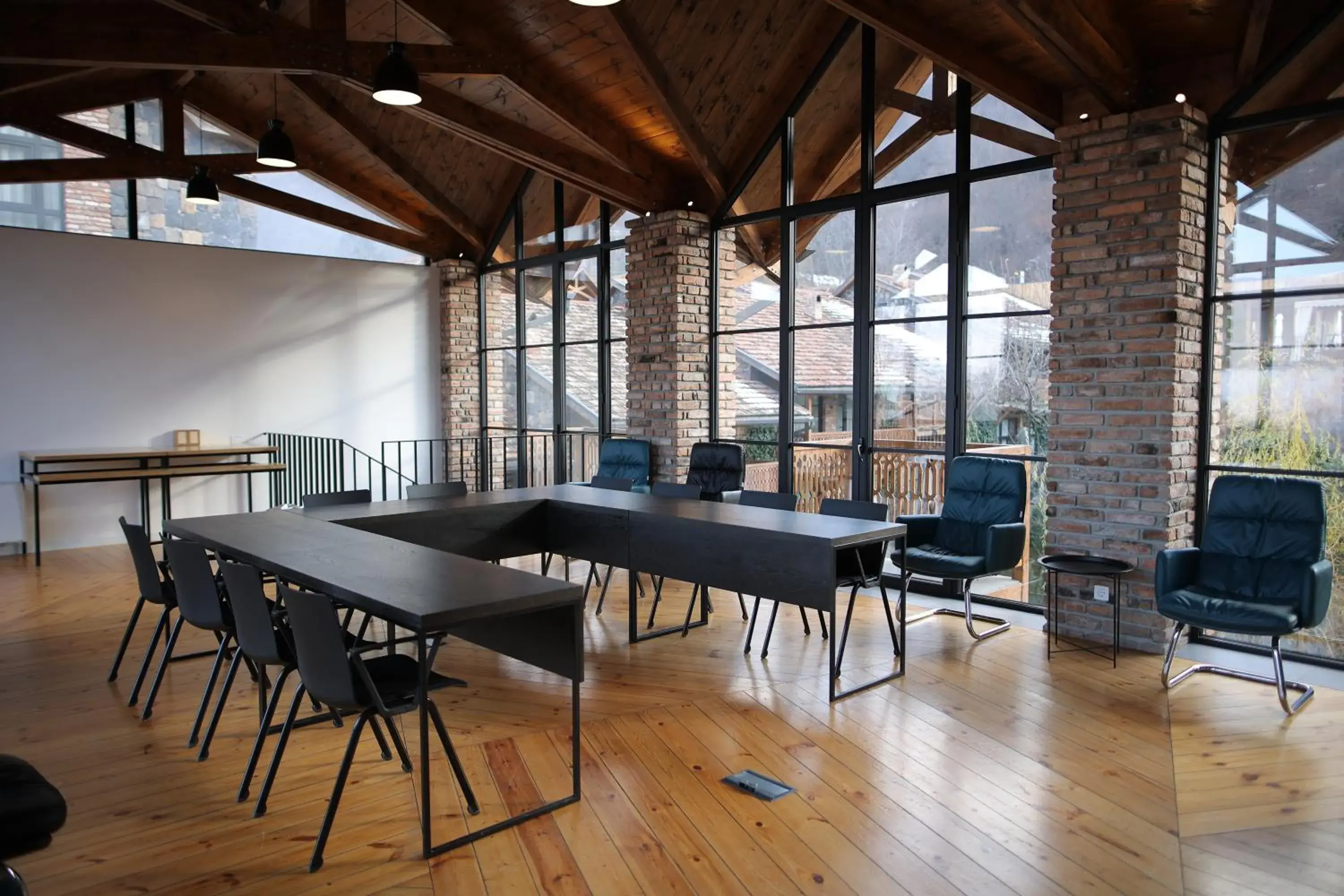 Meeting/conference room in Dilijani Tun Hotel & Restaurant Meeting/conference room in Dilijani Tun Hotel & Restaurant