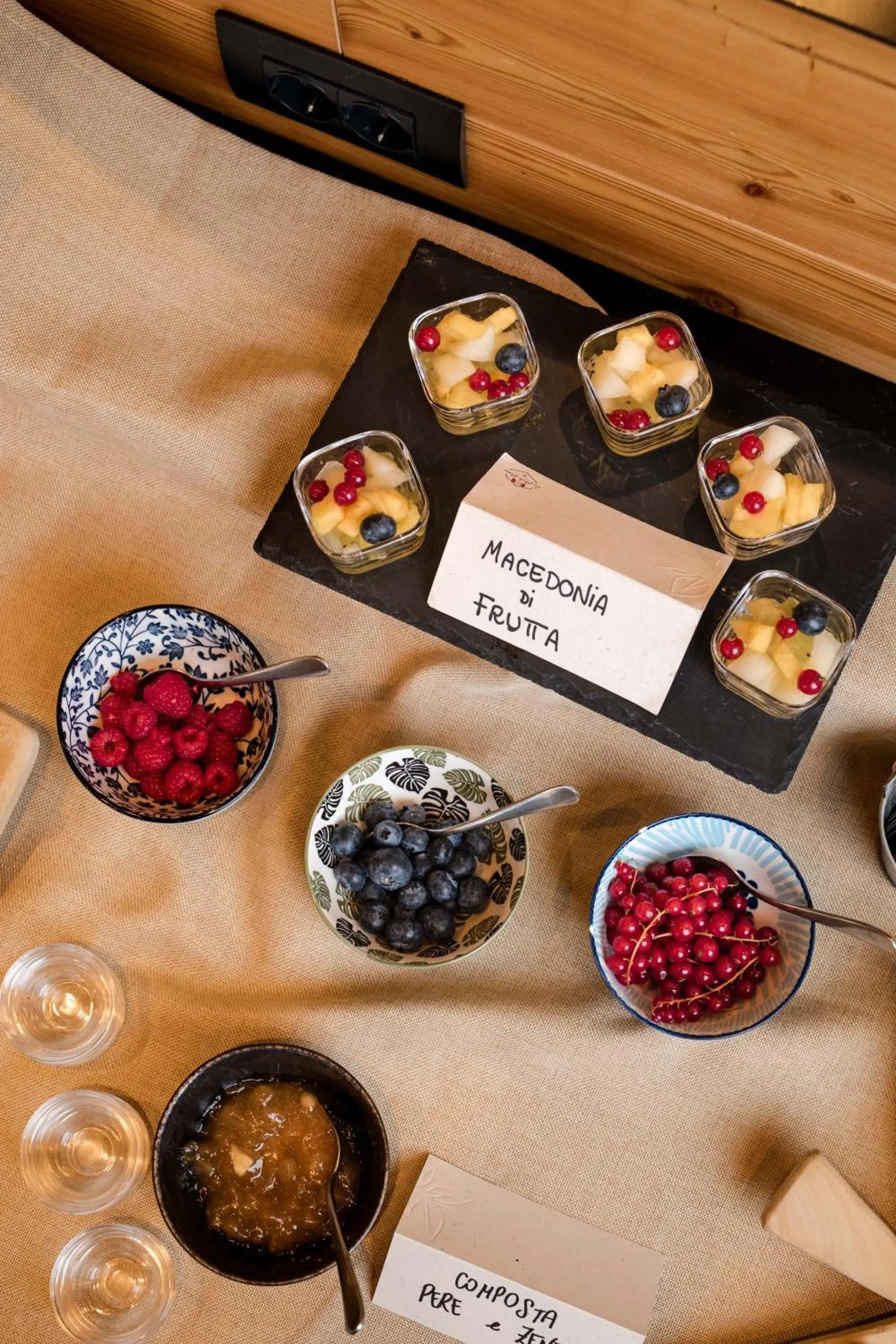 Food and drinks in Hotel Li Anta Rossa - Adults Only