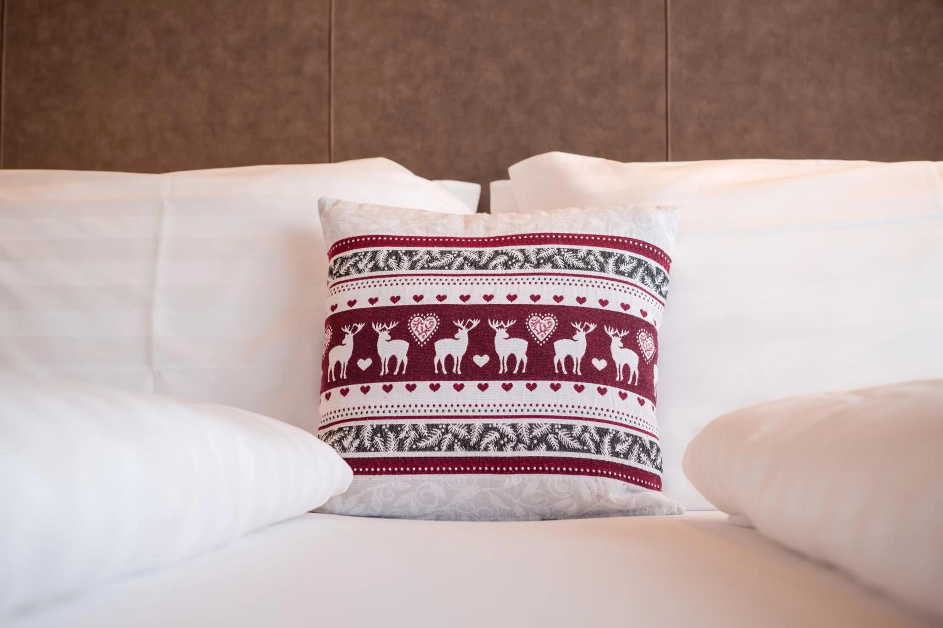 Decorative detail, Bed in Hotel Li Anta Rossa - Adults Only