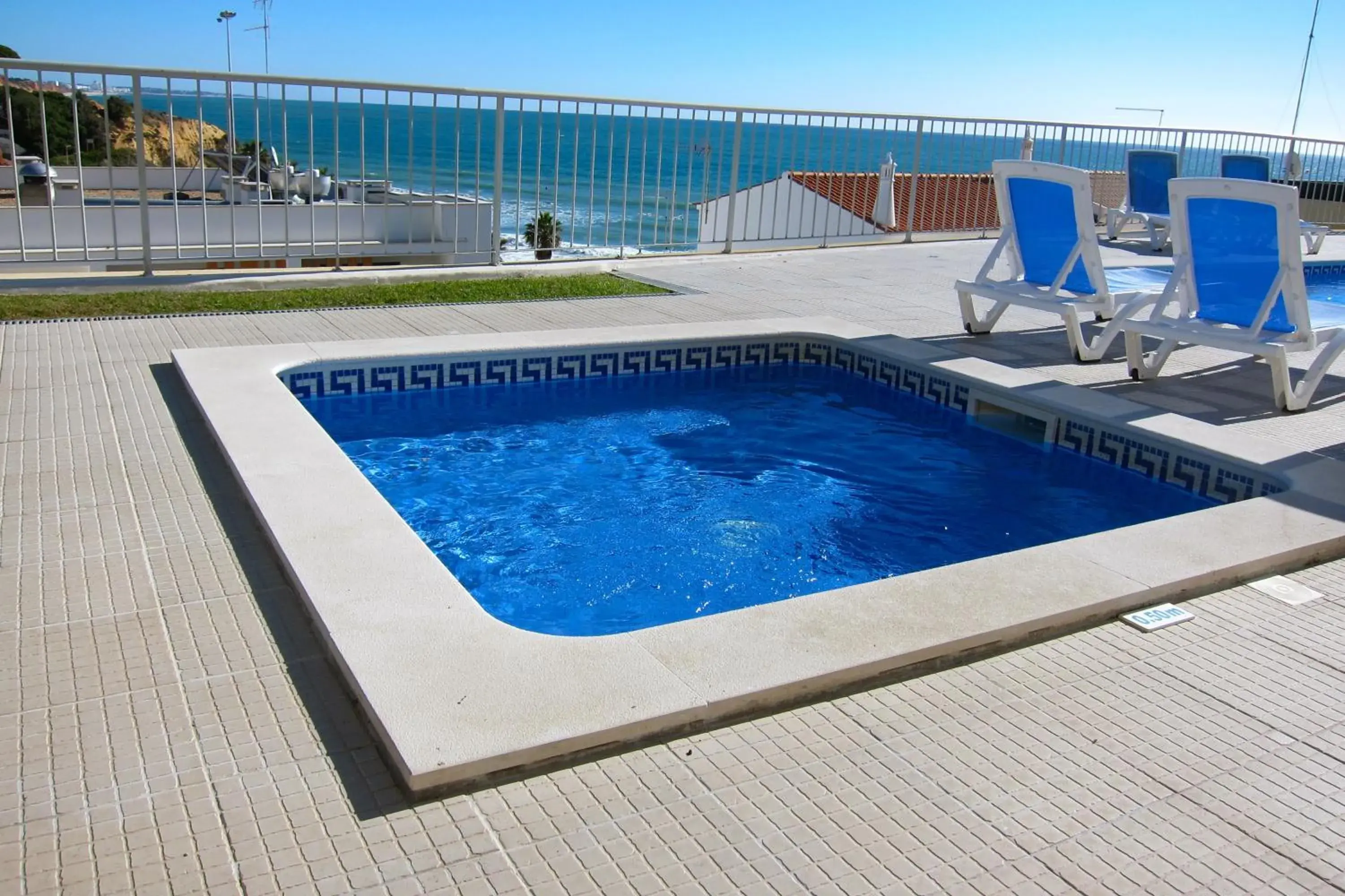 Duplex Varandas Do Mar Patricia Vista Mar - 50 metros Praia Olhos de Água Duplex Varandas Do Mar Patricia Vista Mar - 50 metros Praia Olhos de Água