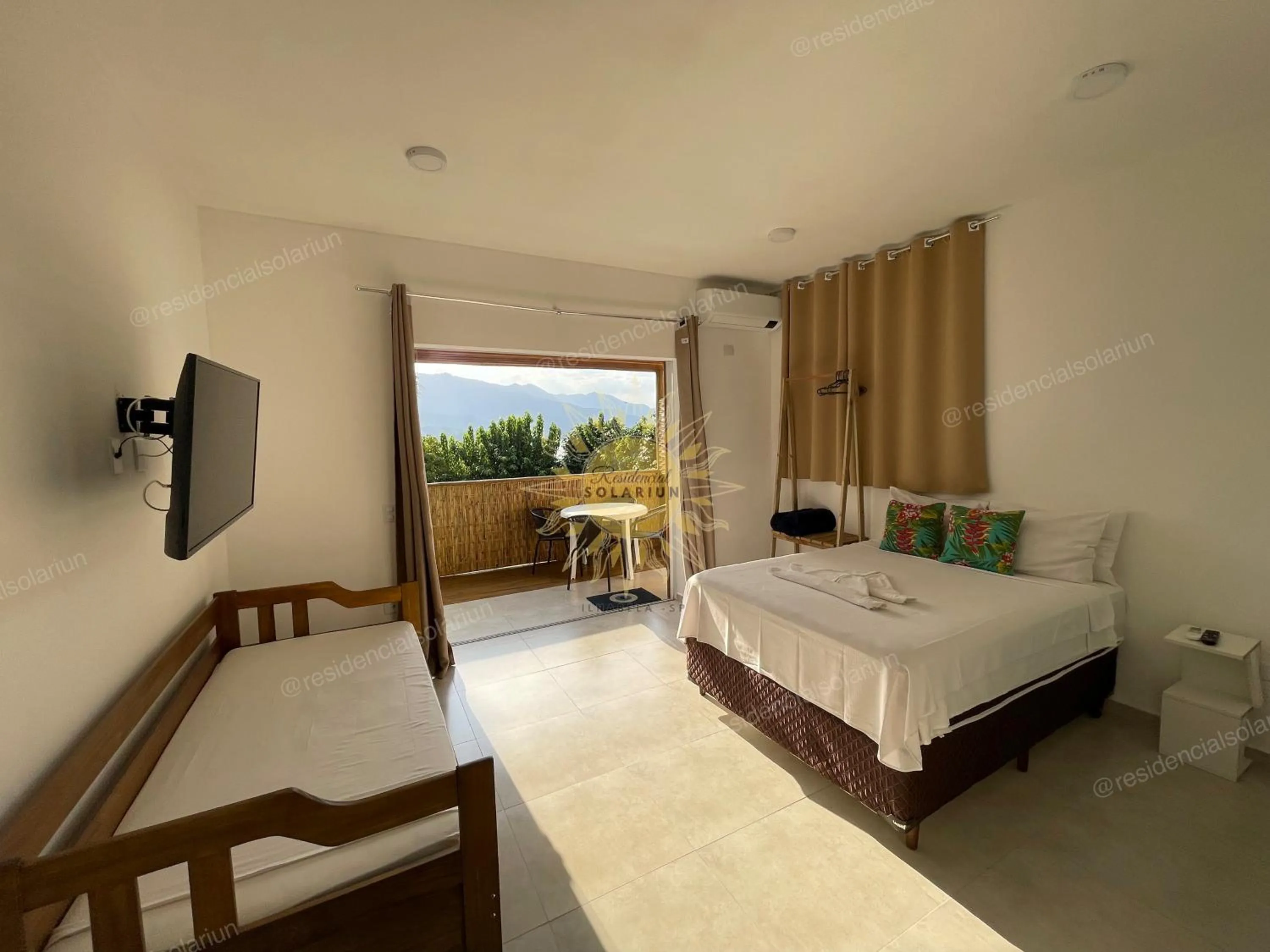 Bed in Residencial Solariun Ilhabela