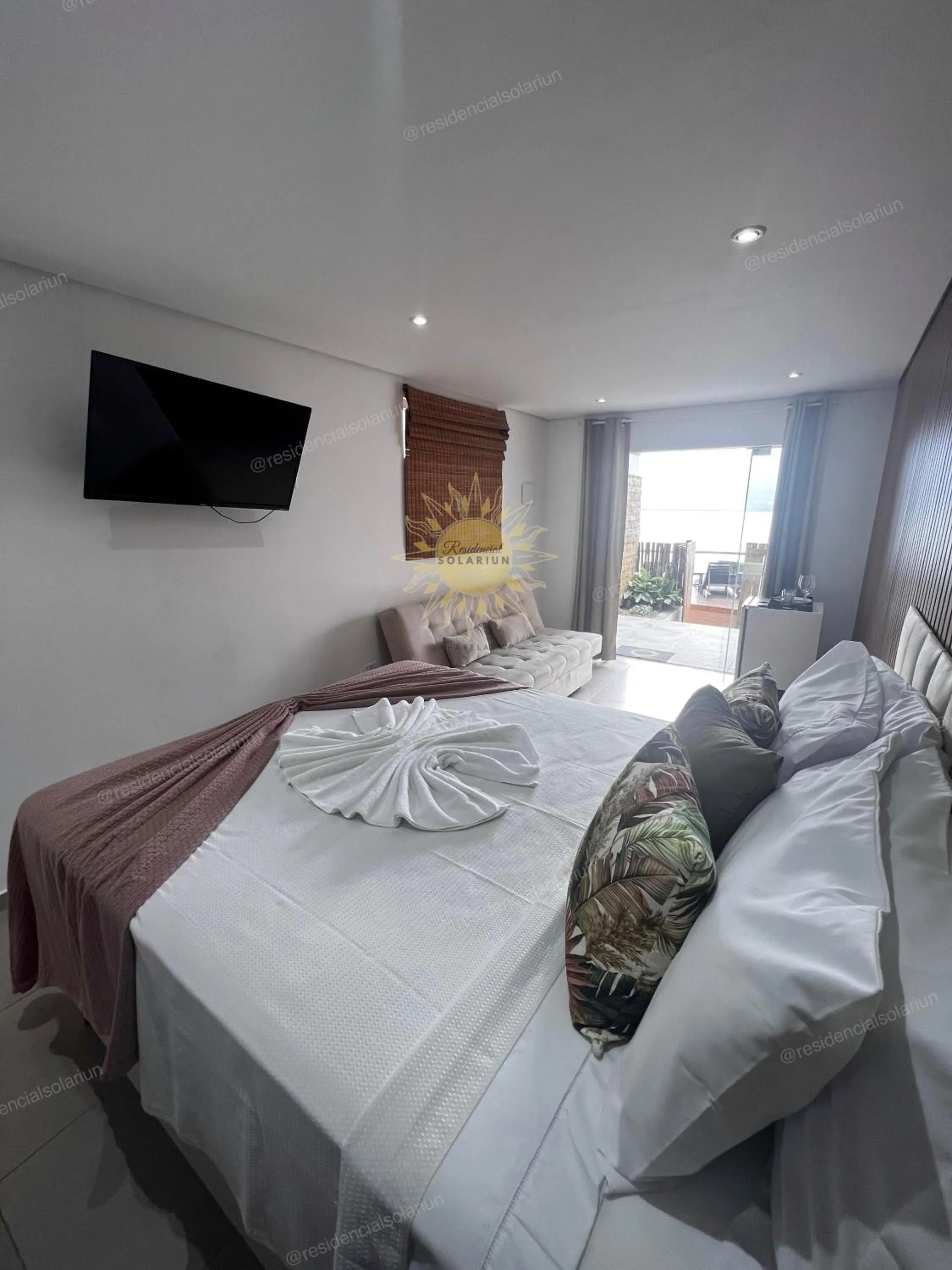 Bed in Residencial Solariun Ilhabela