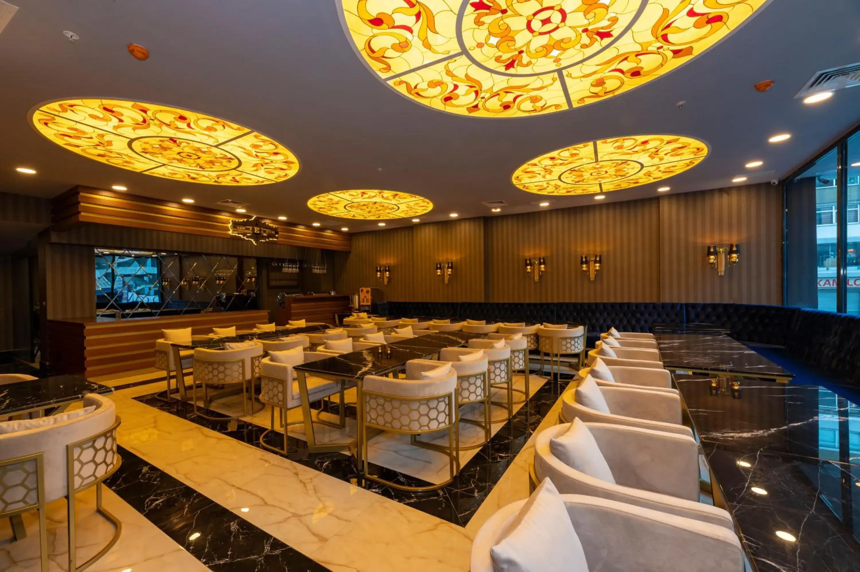 Restaurant/places to eat in New Emin Hotel Restaurant/places to eat in New Emin Hotel