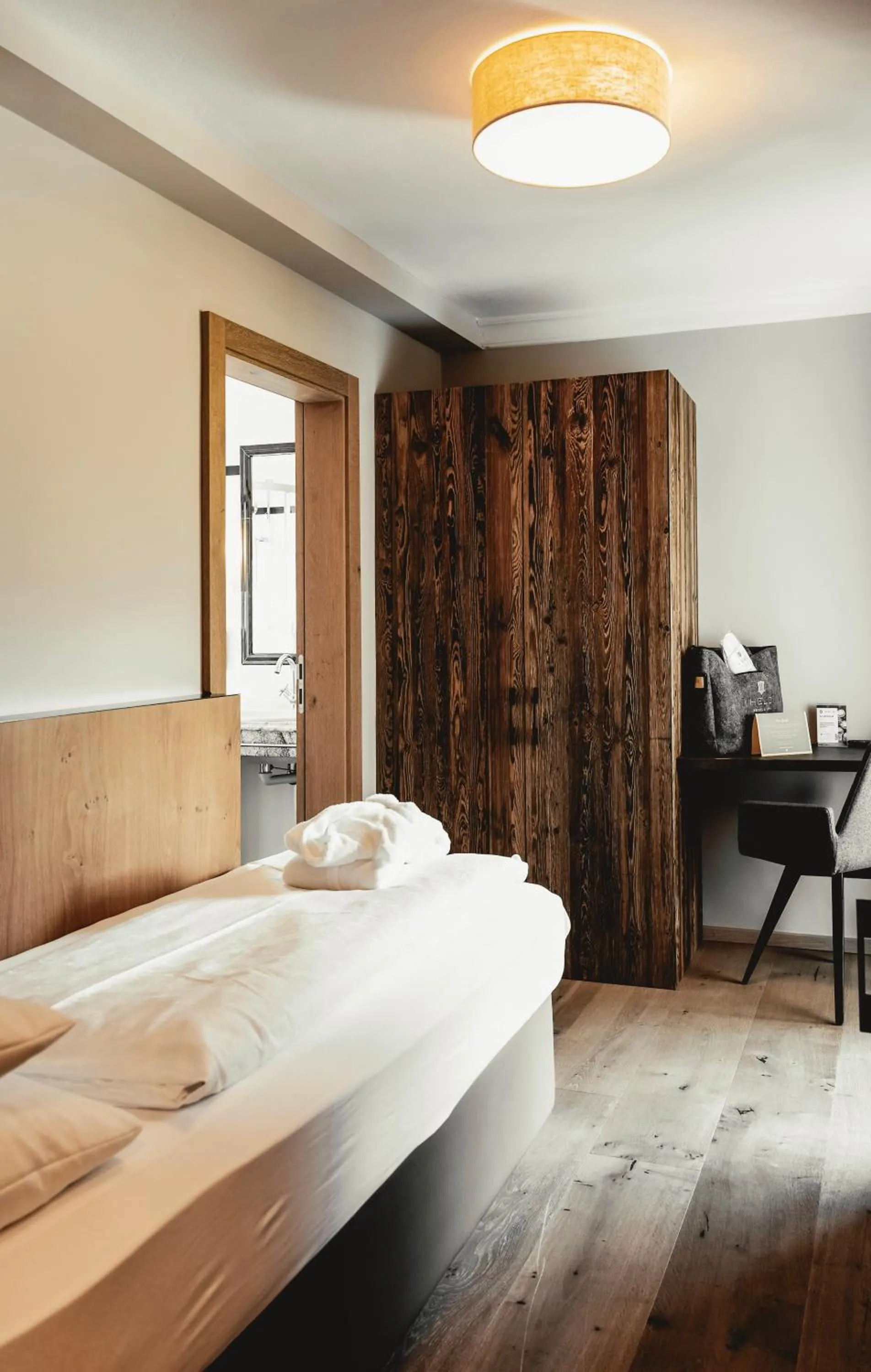 Bed in HELD - Hotel & Spa , 4 Sterne Superior, Zillertal