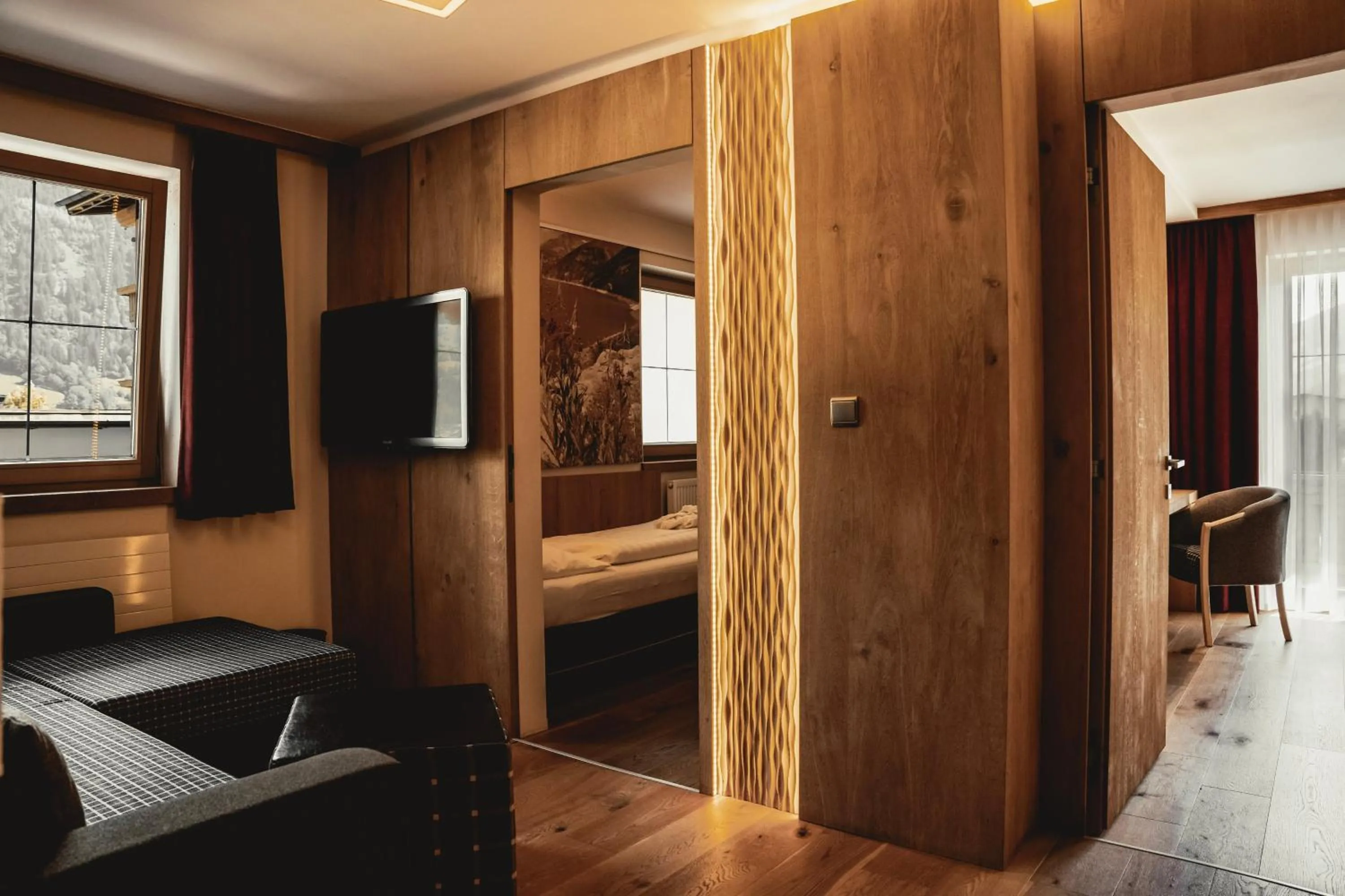 TV and multimedia, Bed in HELD - Hotel & Spa , 4 Sterne Superior, Zillertal