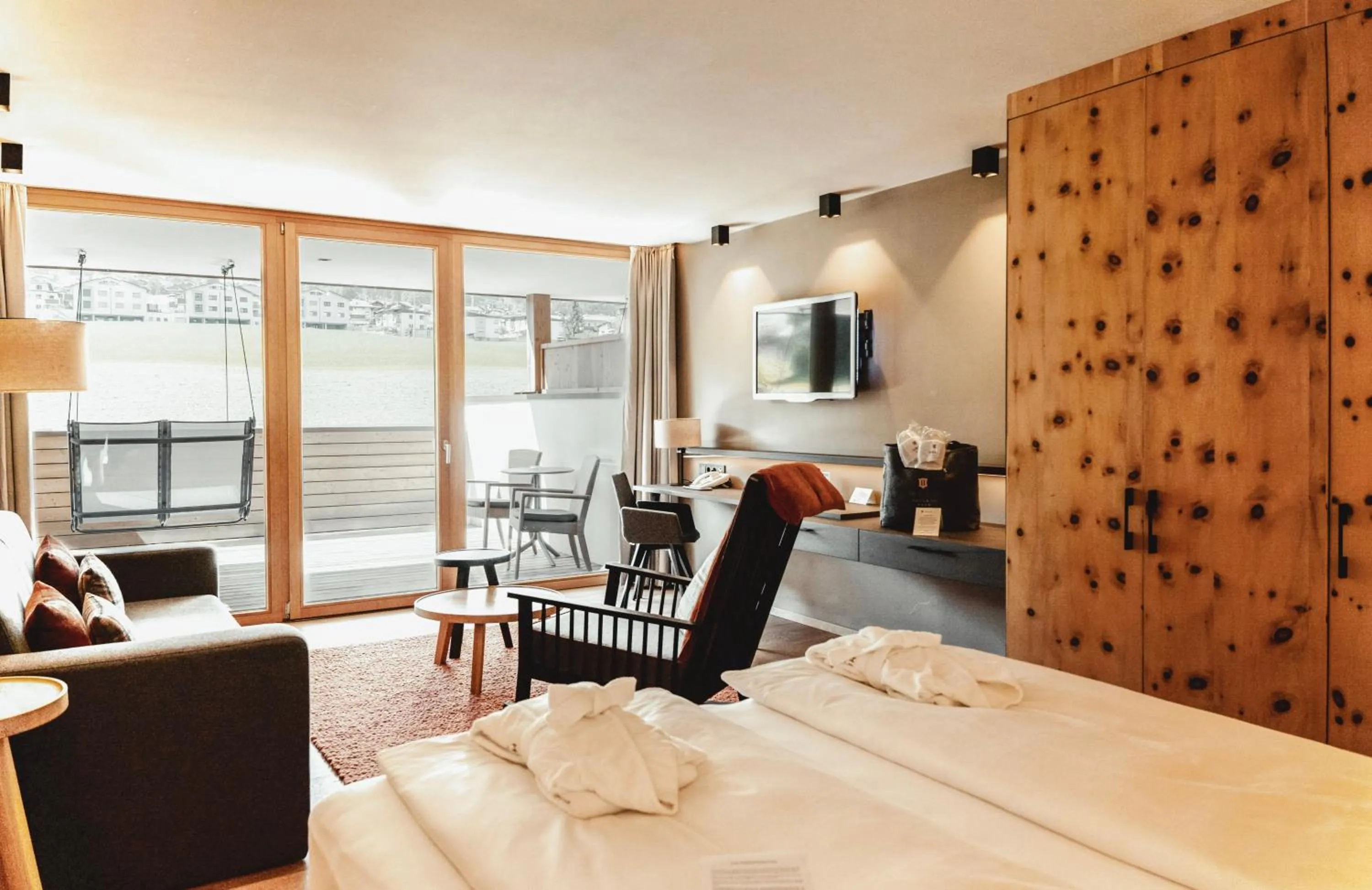 Bed in HELD - Hotel & Spa , 4 Sterne Superior, Zillertal