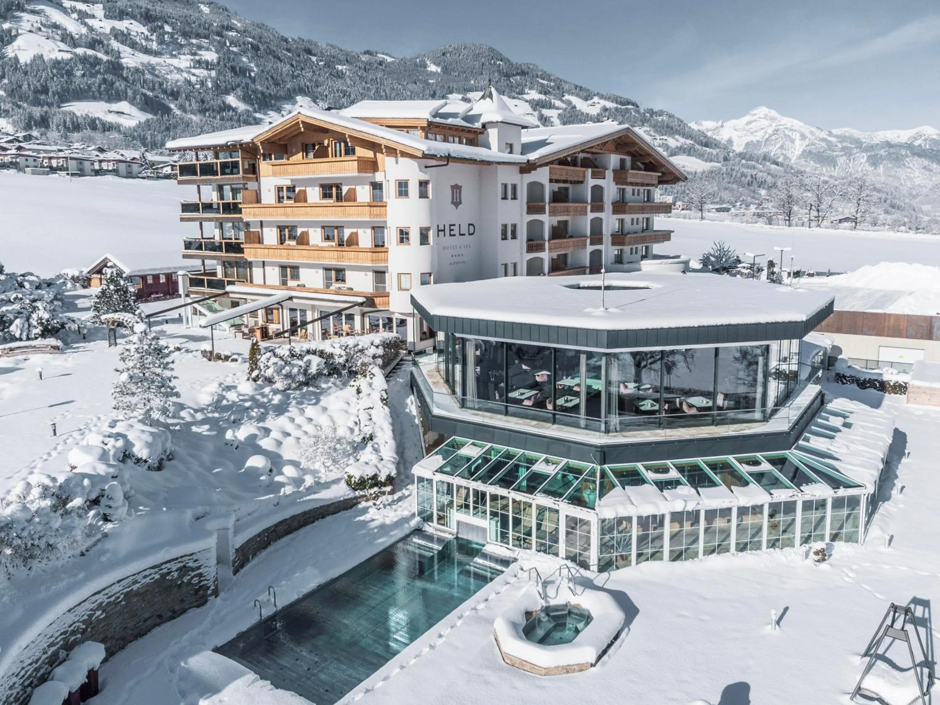 Property building in HELD - Hotel & Spa , 4 Sterne Superior, Zillertal