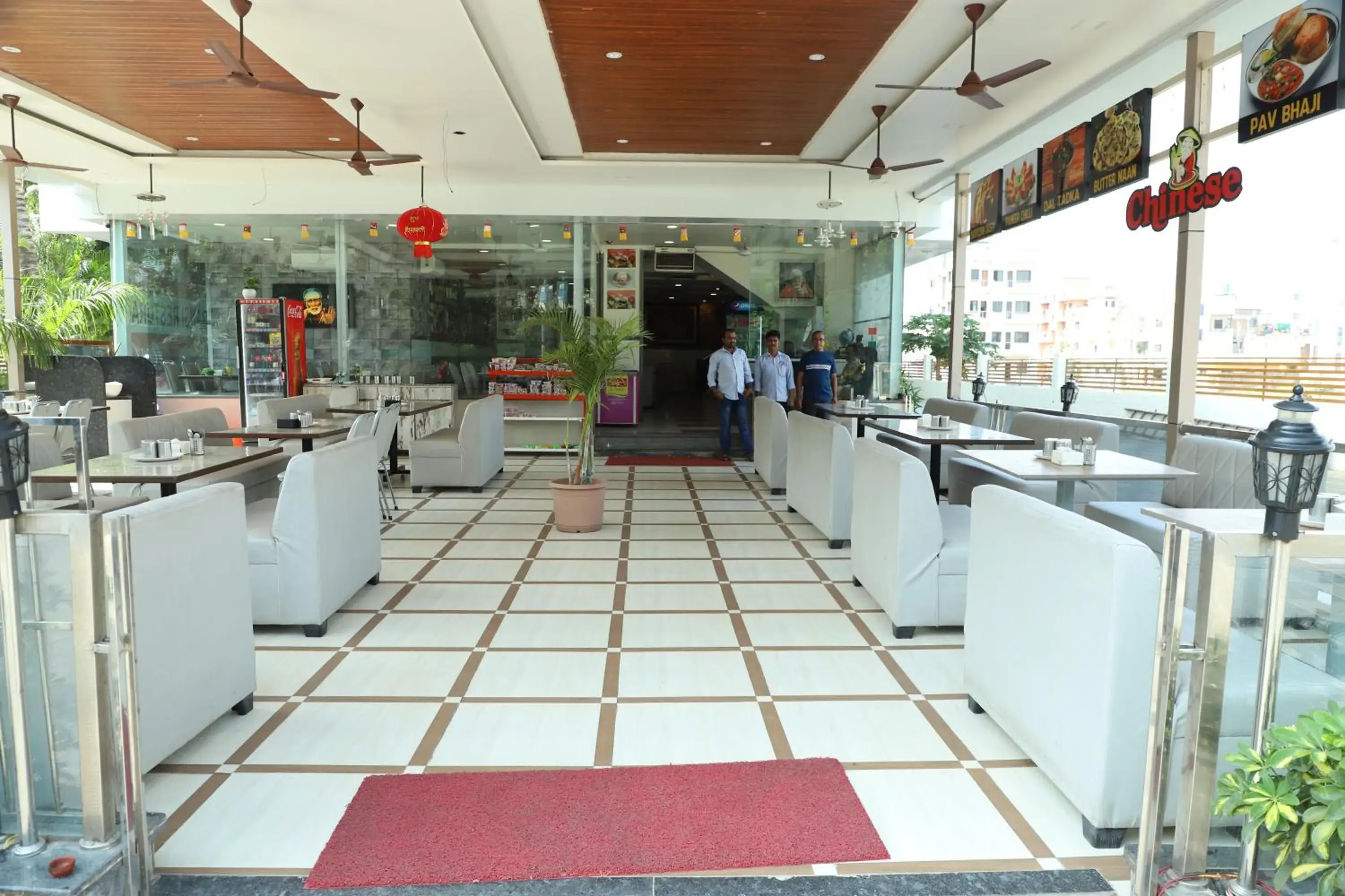 Restaurant/places to eat in Hotel Sai Bansi Restaurant/places to eat in Hotel Sai Bansi