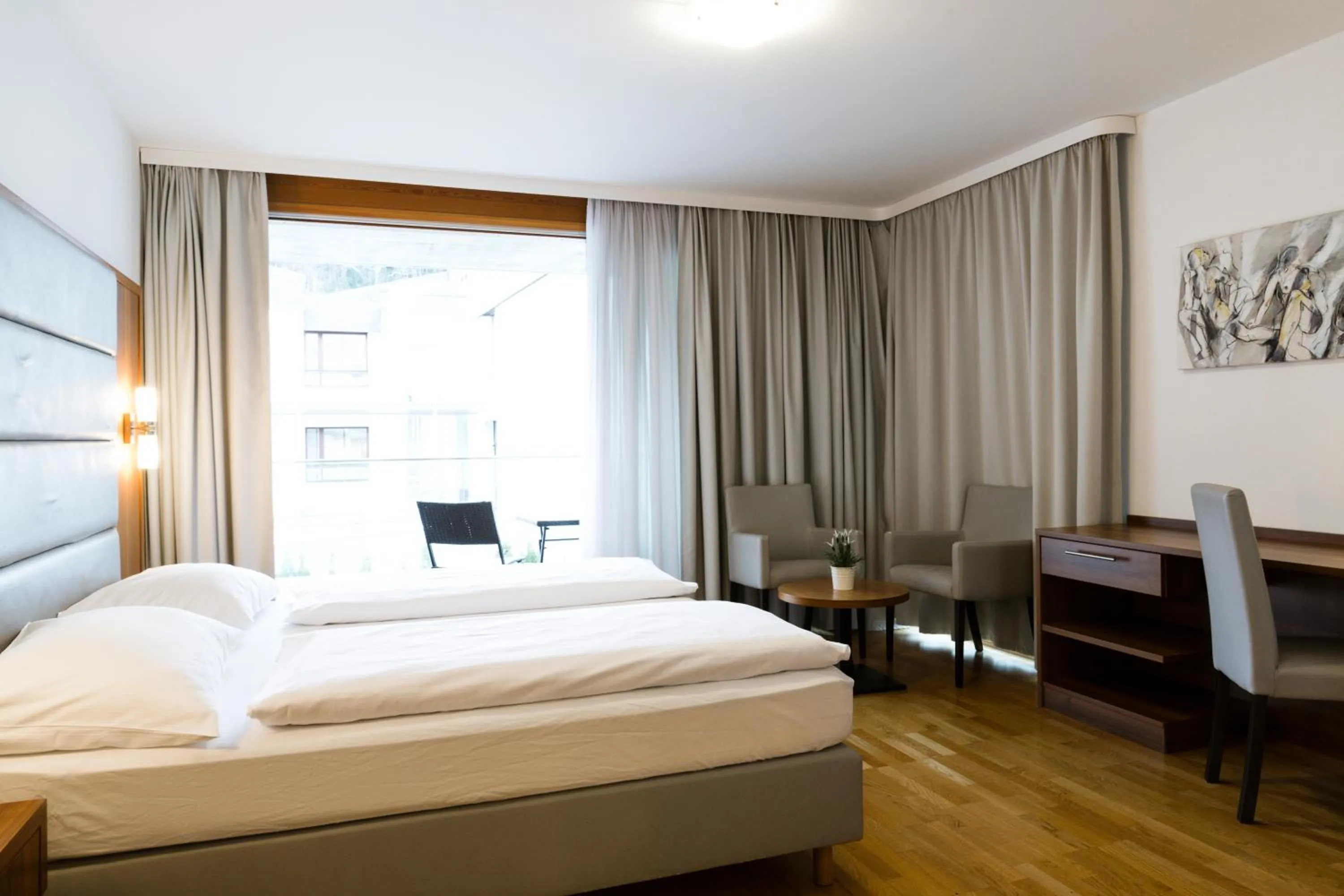 Photo of the whole room, Bed in Hotel Kapeller Innsbruck