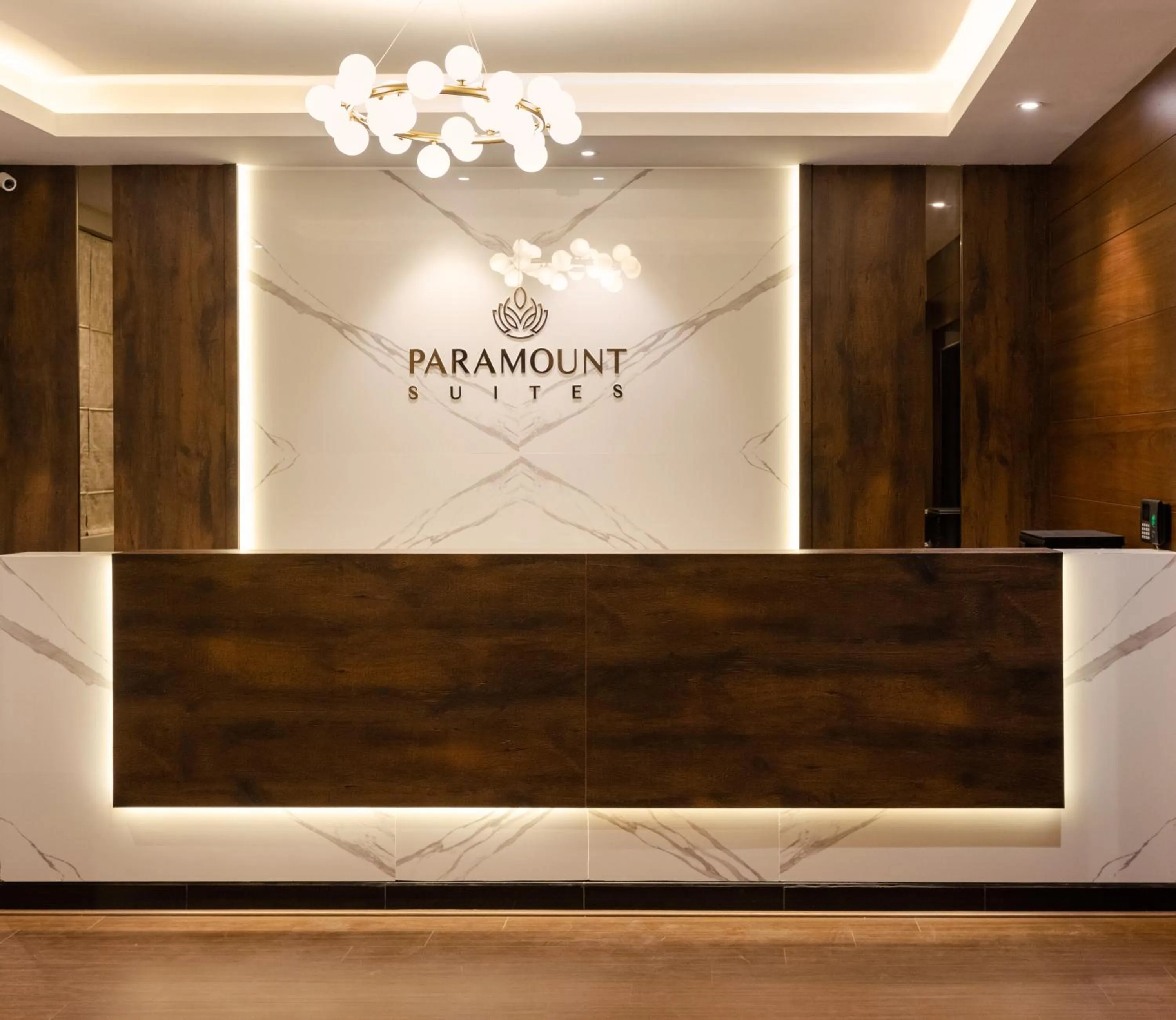 Lobby or reception in Hotel Paramount Suites & Service Apartments
