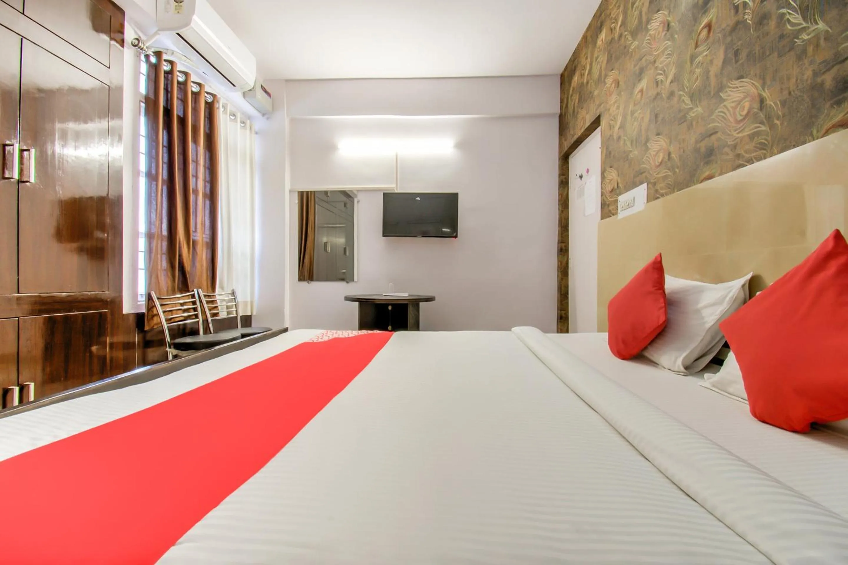 Bedroom, Bed in Hotel O Kamini