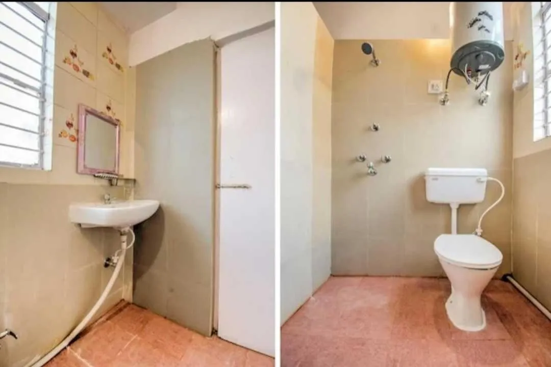 Bathroom in Hotel O Kamini