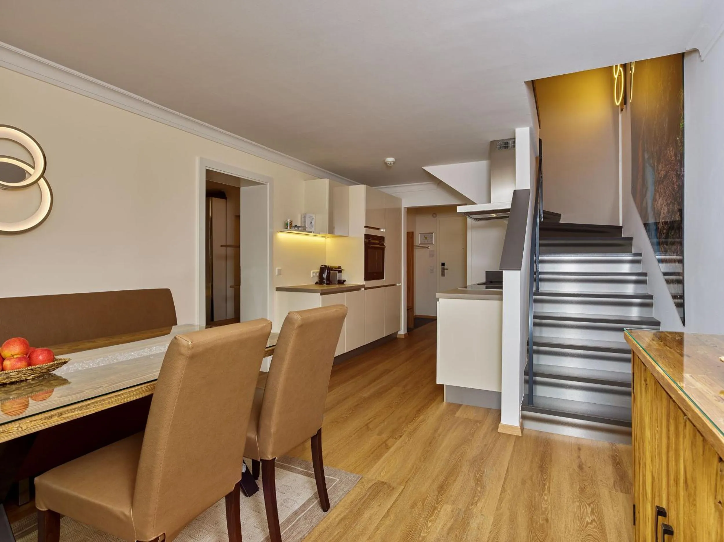 Dining area in A-VITA Viktoria & A-VITA living luxury apartments