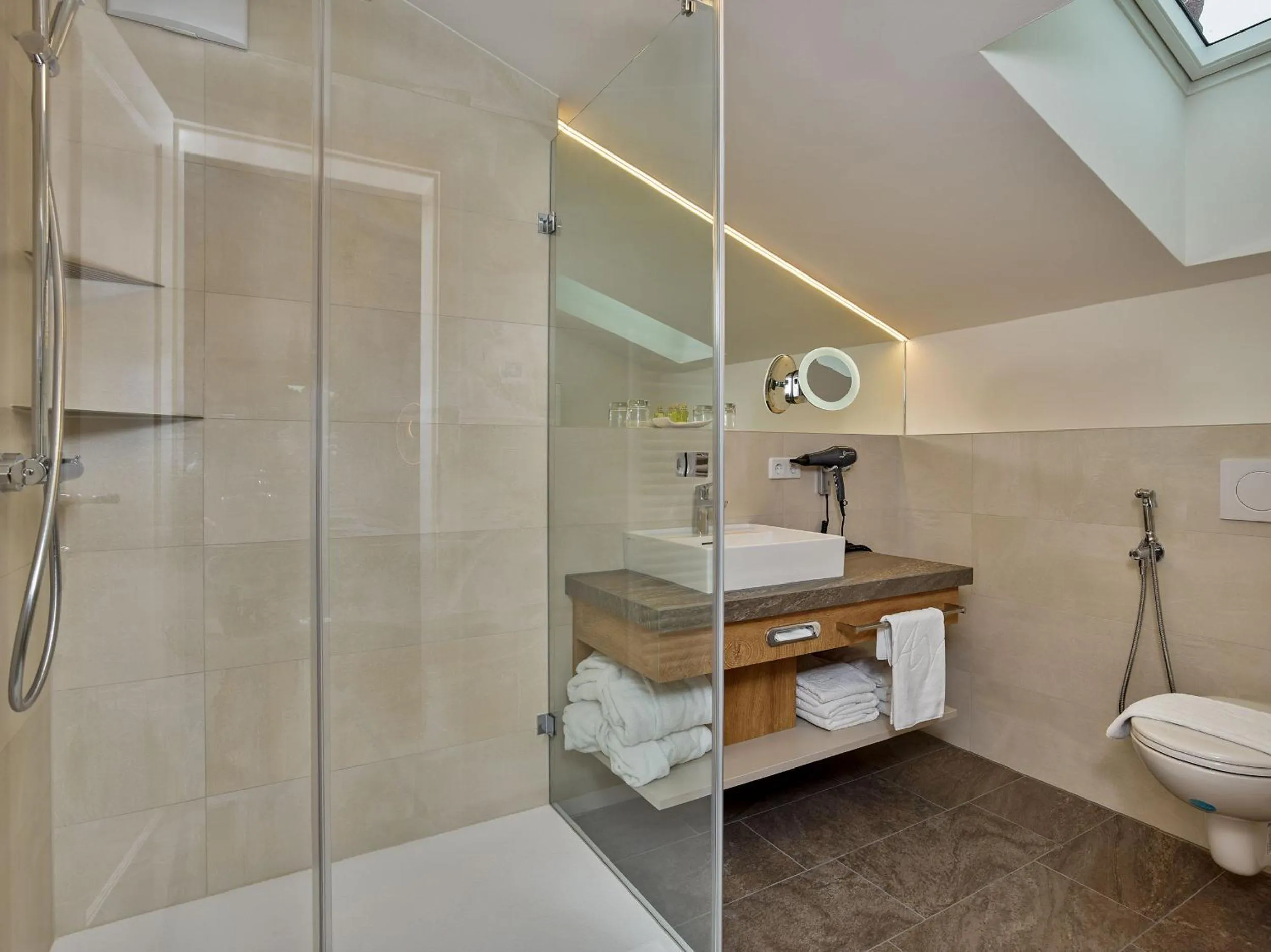 Bathroom in A-VITA Viktoria & A-VITA living luxury apartments