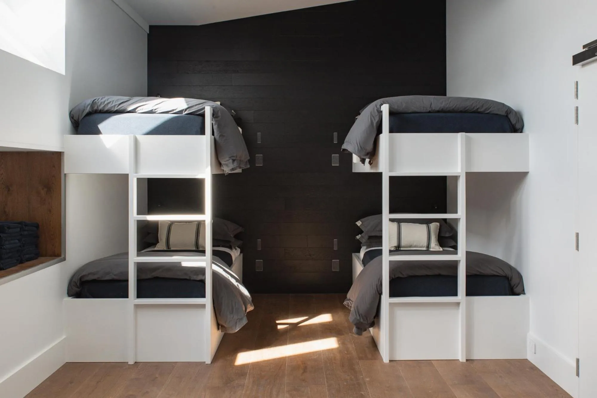 Bed in Mona Farm