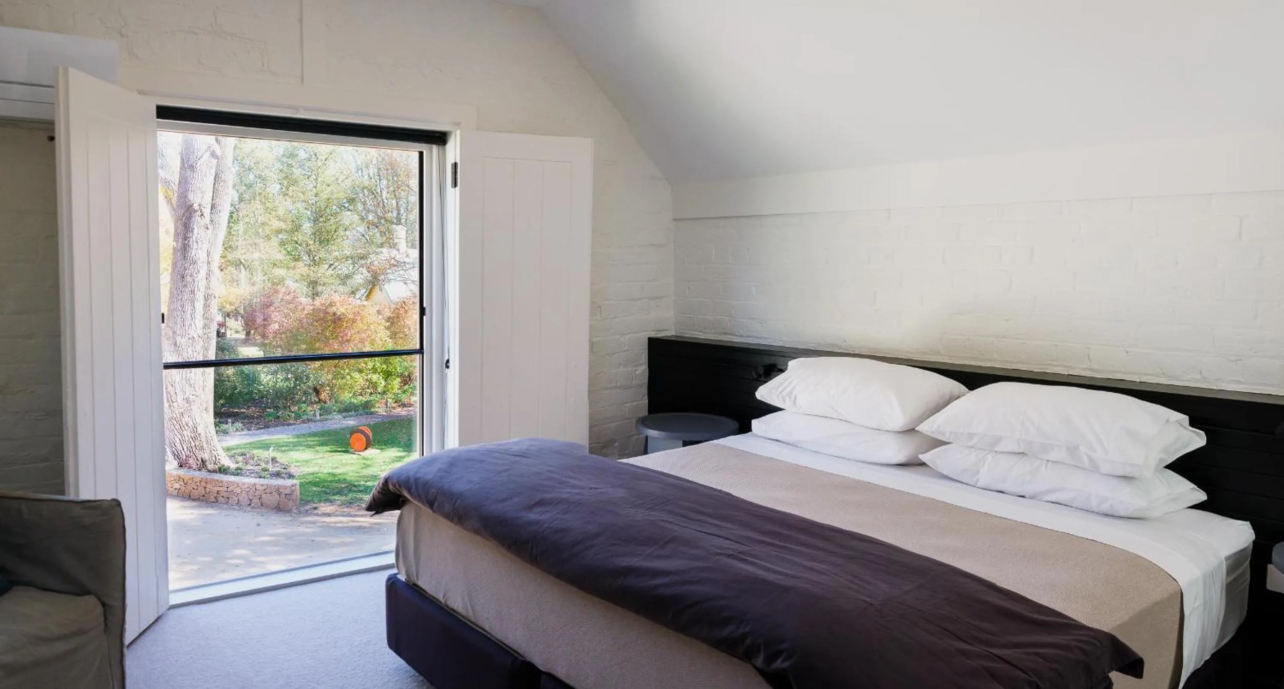 Bed in Mona Farm