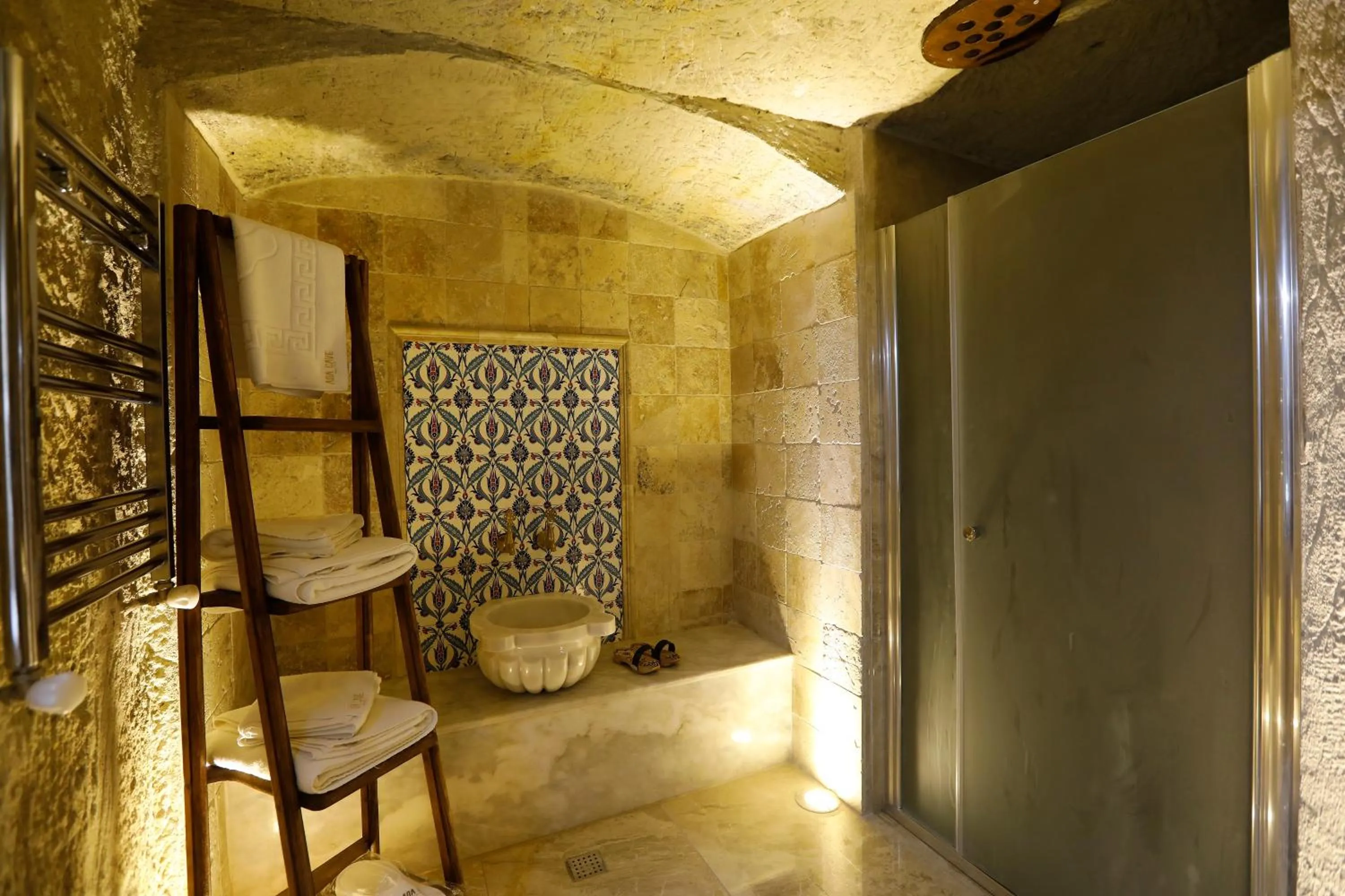 Bathroom in Ada Cave Suites