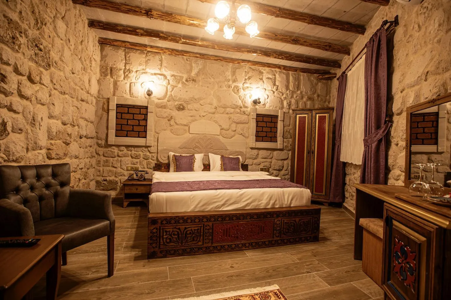 Bed in Ada Cave Suites