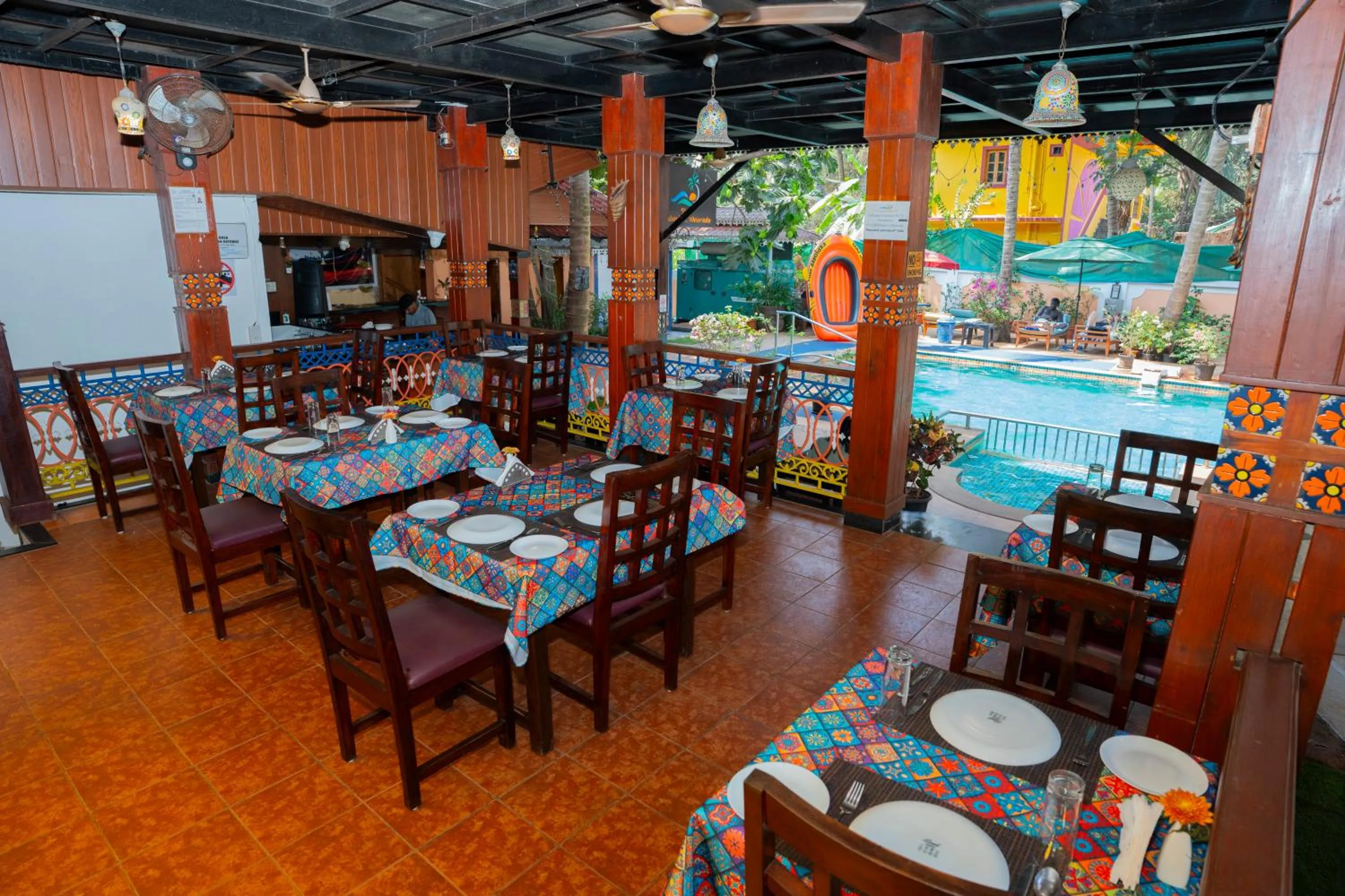Restaurant/places to eat in Resort Palmeiras Dourado