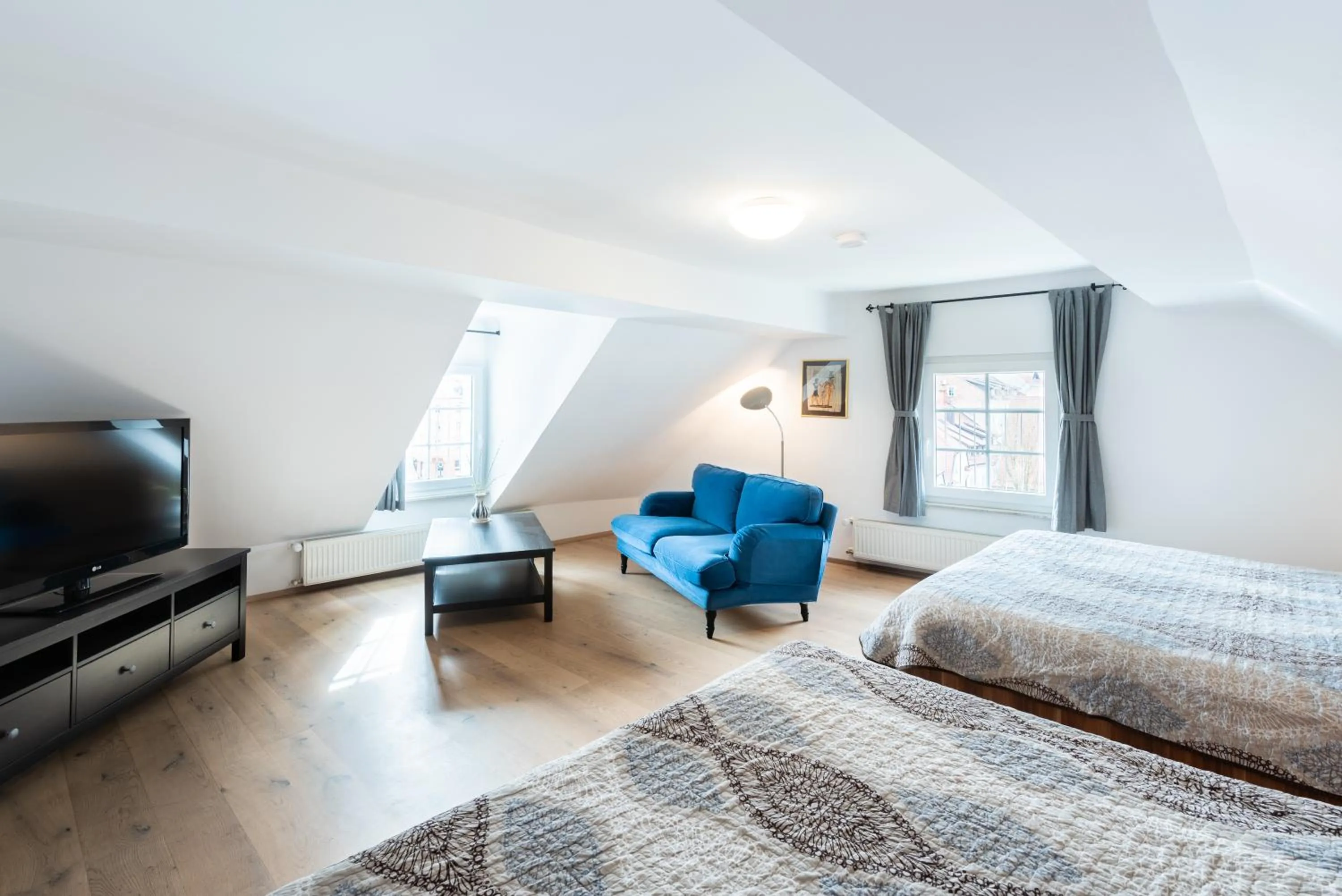 Bedroom, Bed in Kollmann Rooms and Apartments