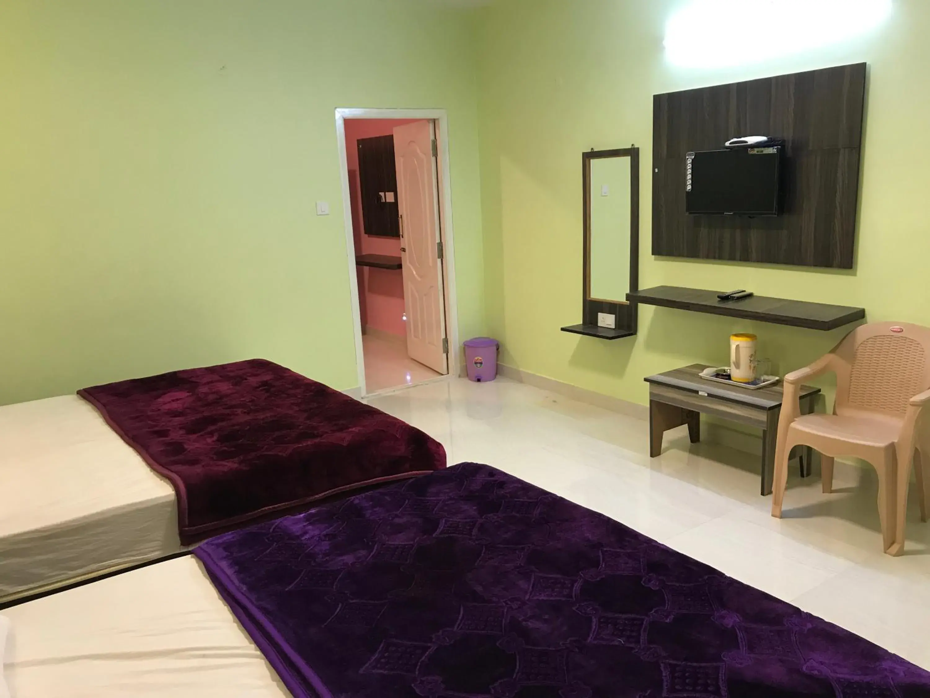 Bed in HAPPYSTAY rooms and cottages Bed in HAPPYSTAY rooms and cottages