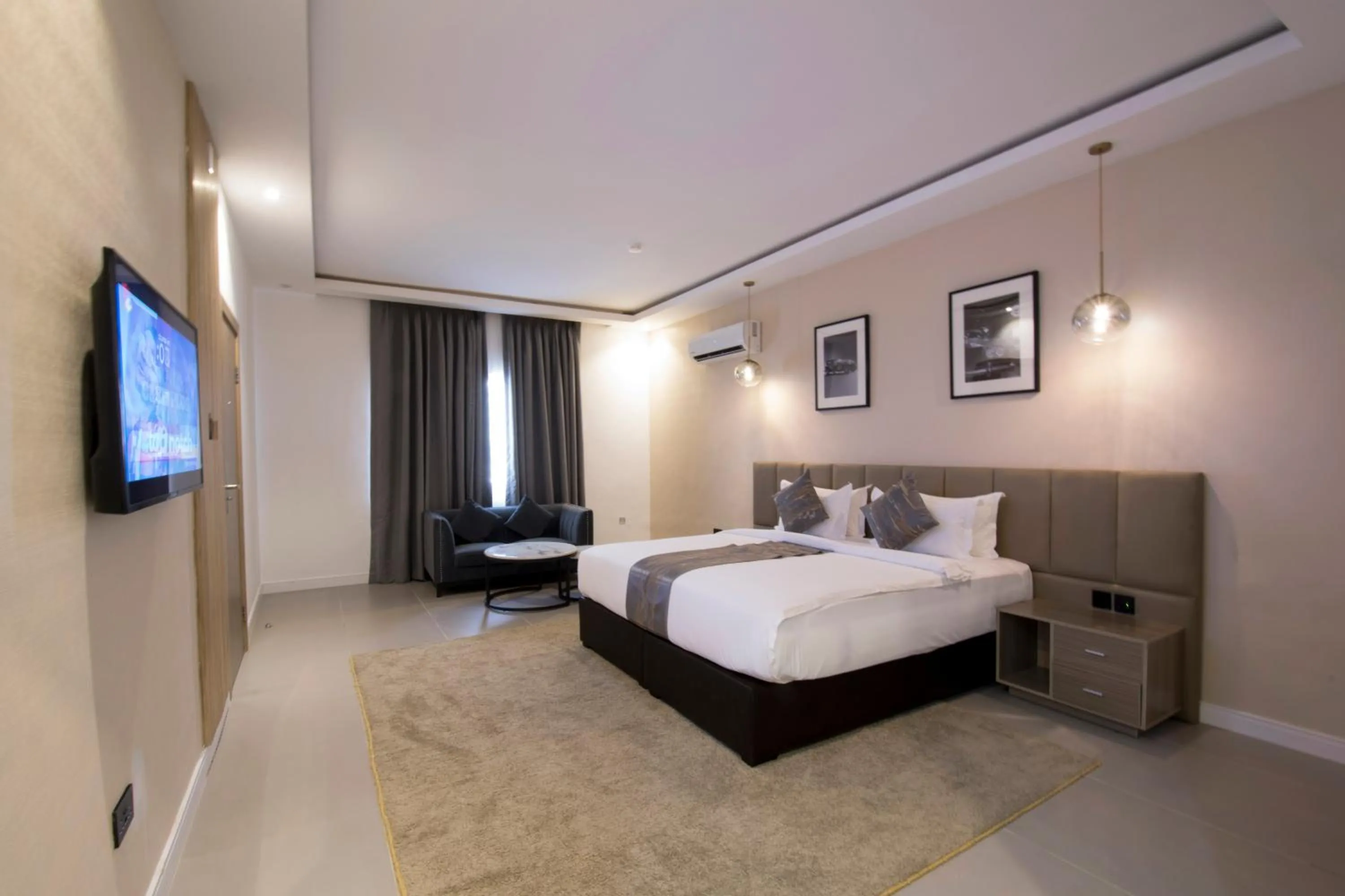 Superior King Suite in The Corniche Hotel