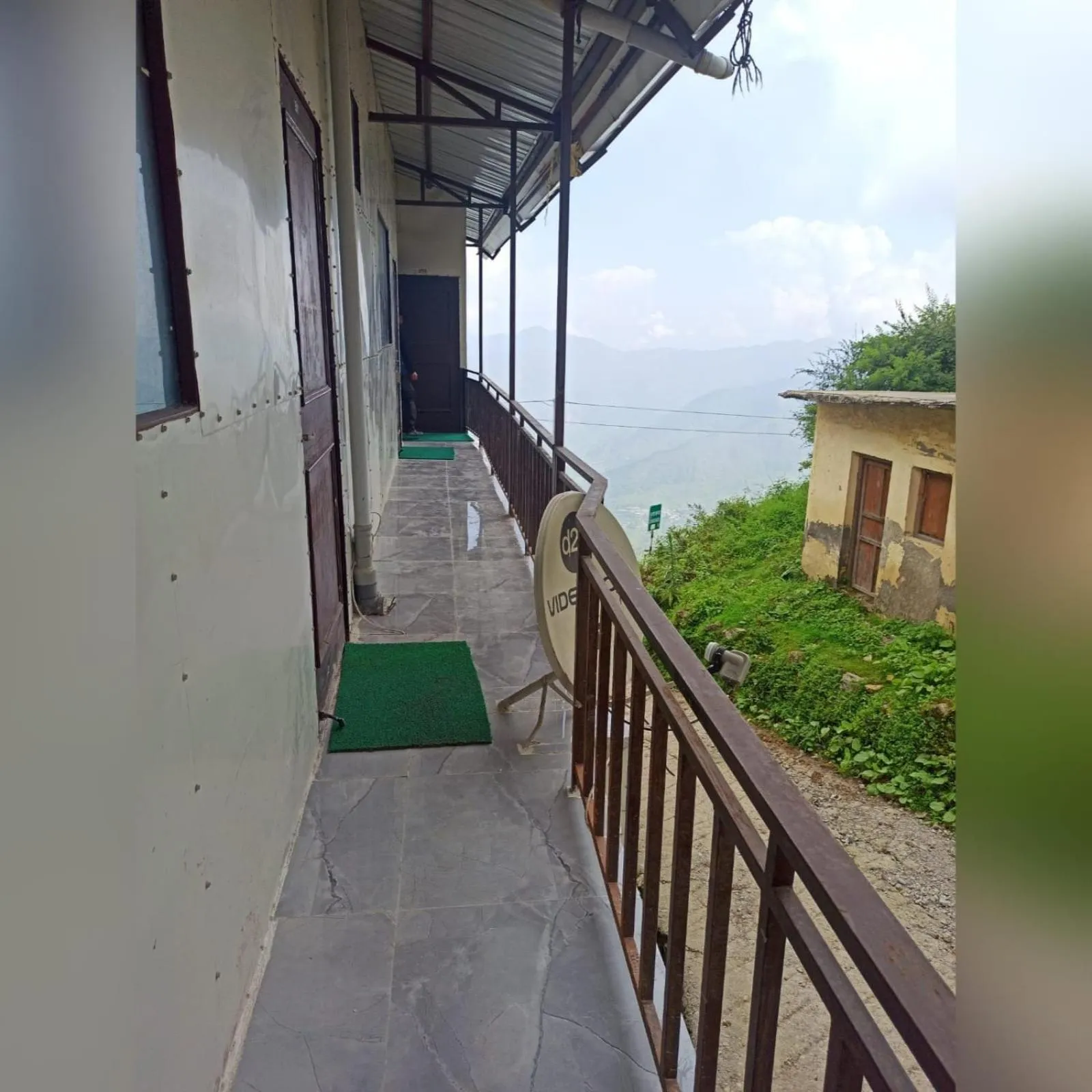 Property building in Silver Dew Resorts and Restaurant