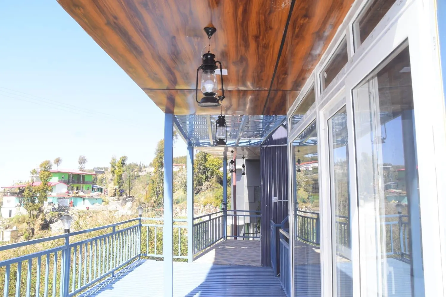 Balcony/Terrace in Silver Dew Resorts and Restaurant