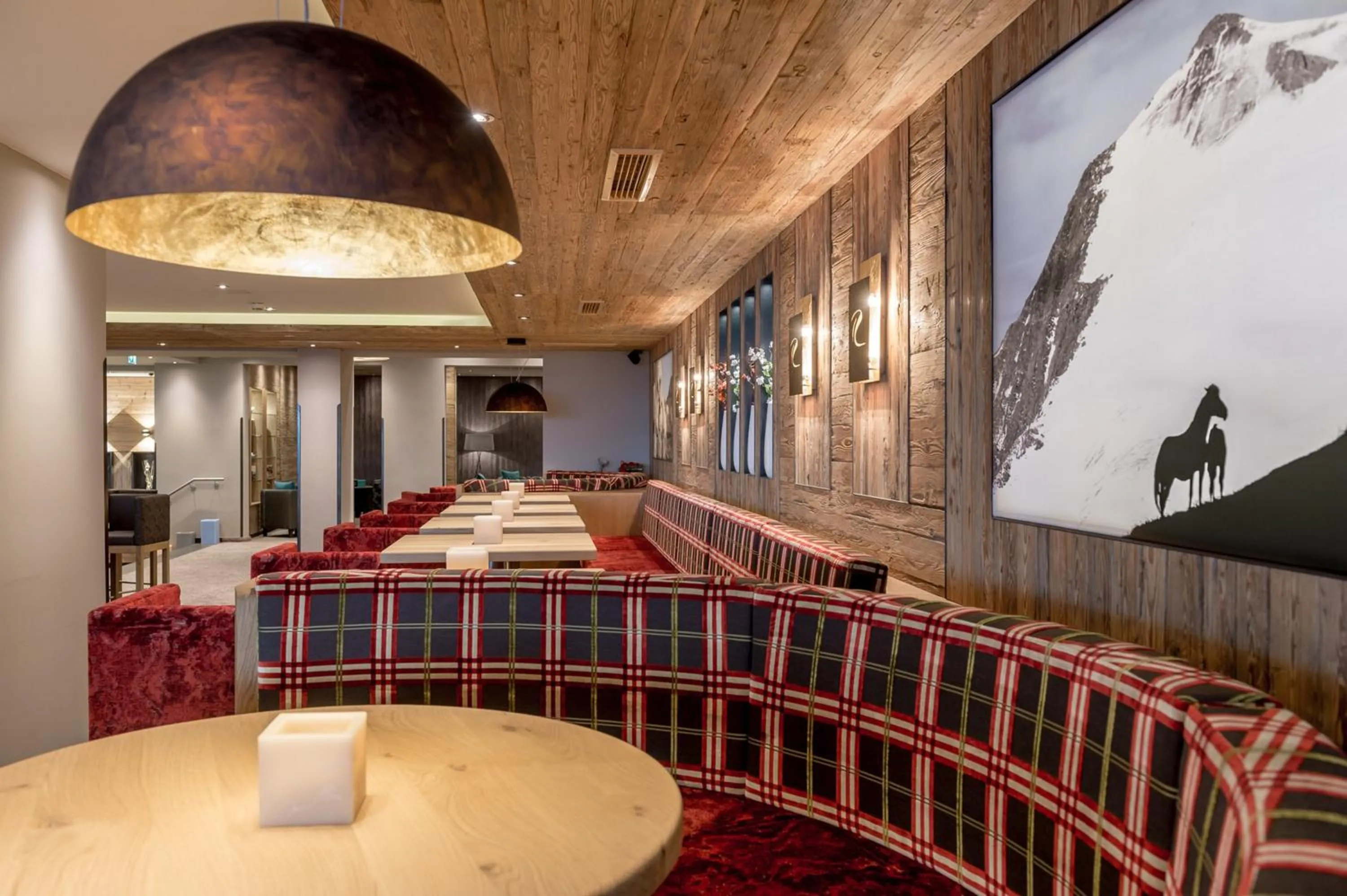 Restaurant/places to eat in SKI - GOLF - WELLNESS Hotel Riml