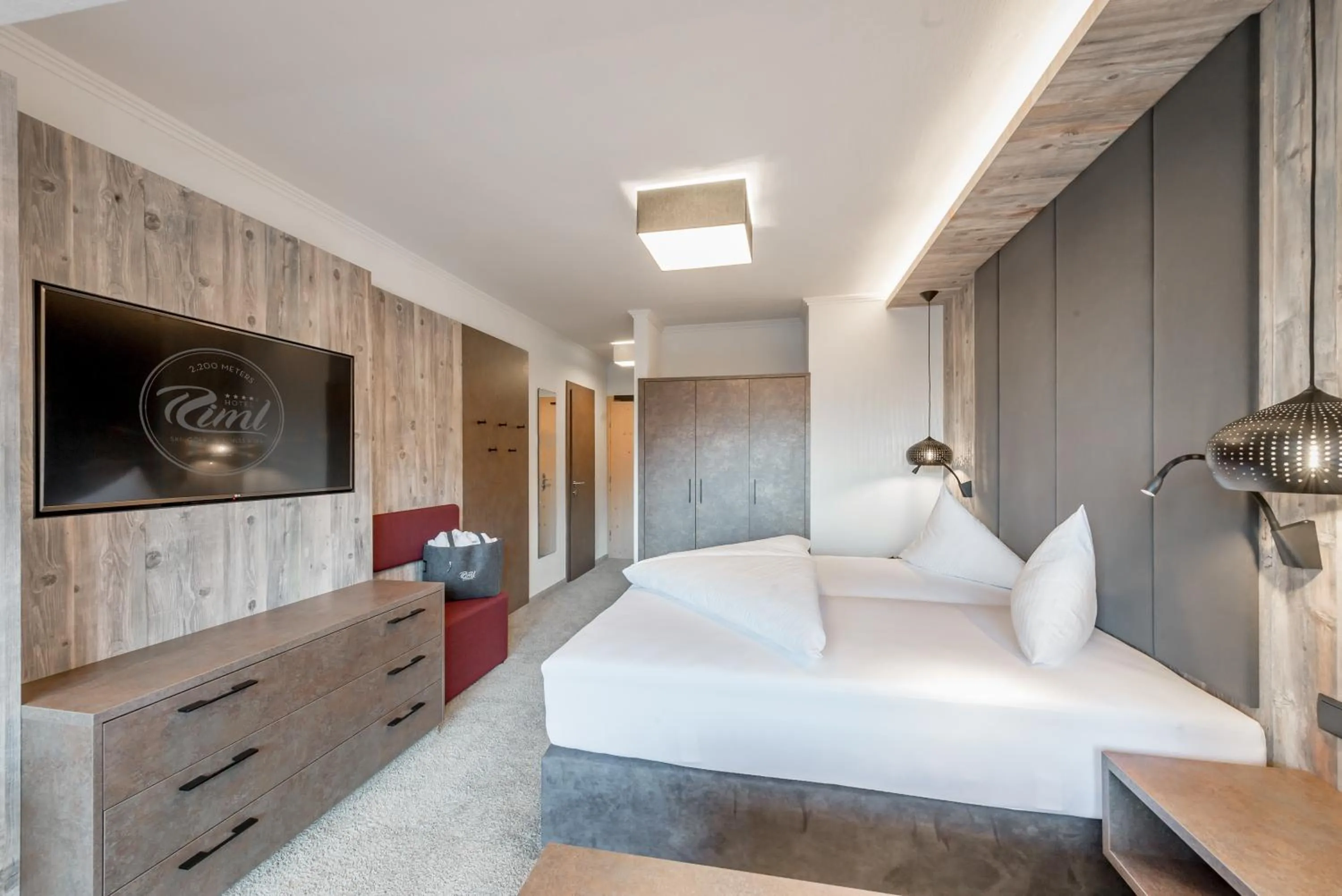 Bedroom, Bed in SKI - GOLF - WELLNESS Hotel Riml