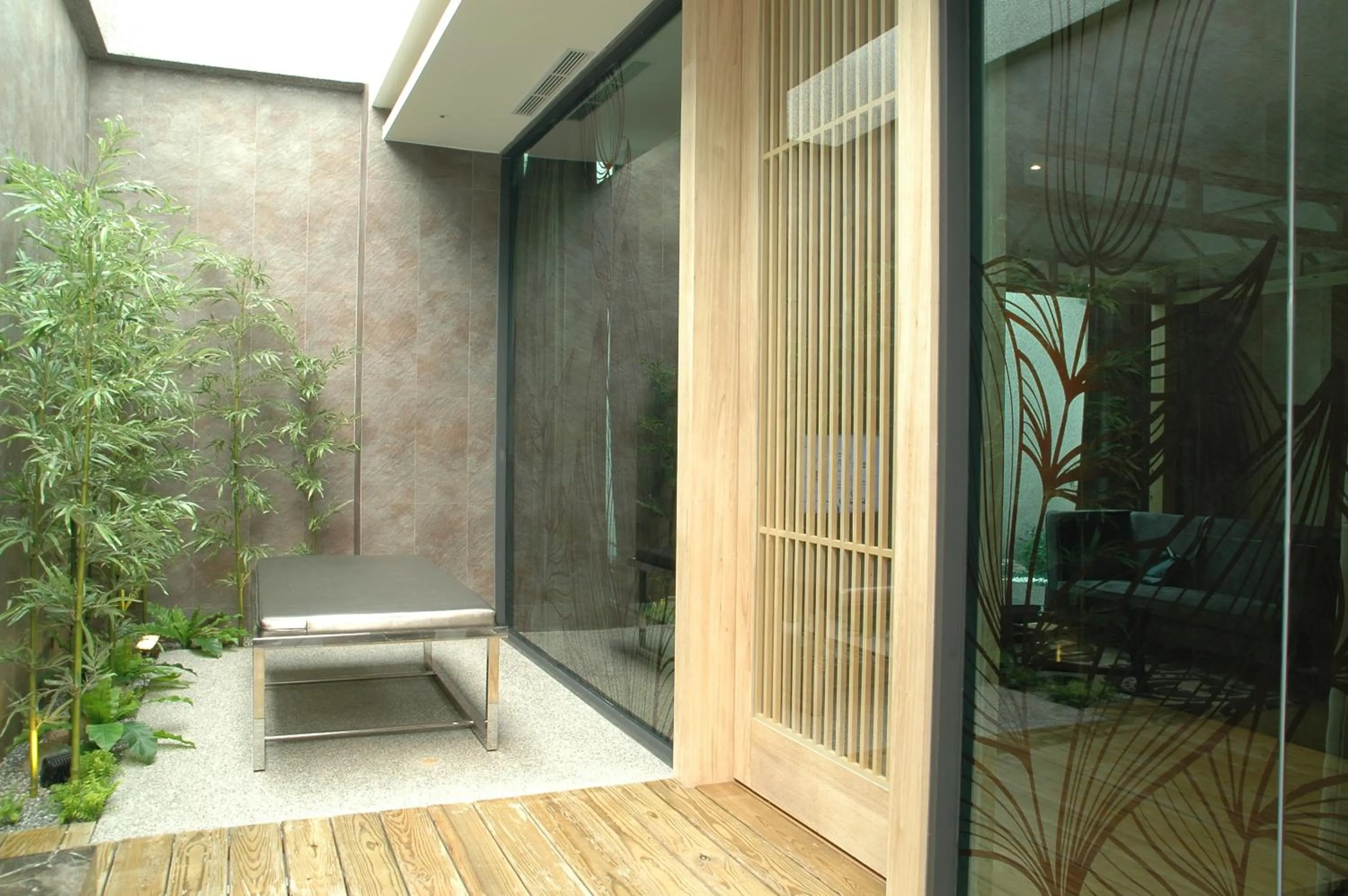 Balcony/Terrace in All-Ur Boutique Motel - ChungLi Branch