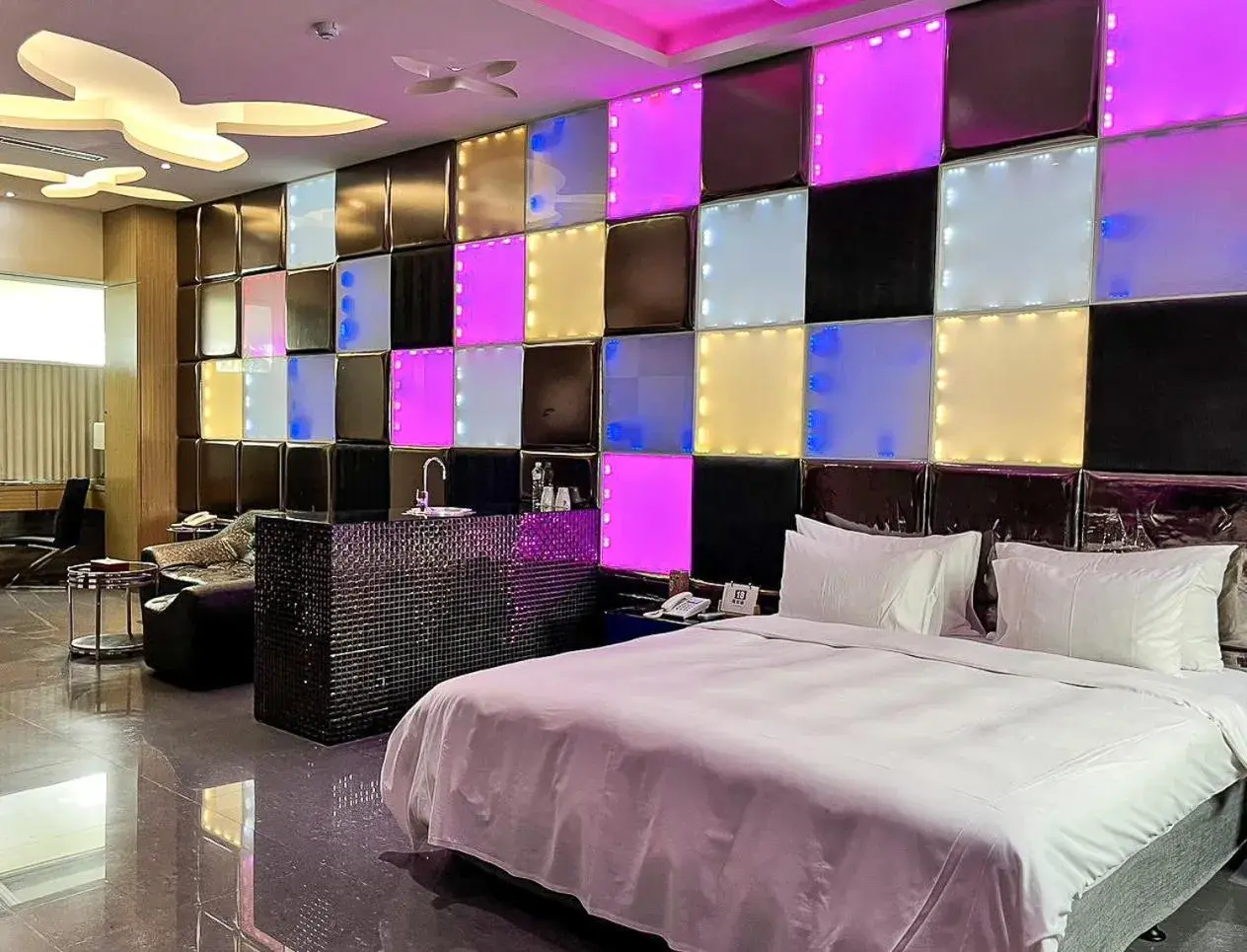 Bed in All-Ur Boutique Motel - ChungLi Branch