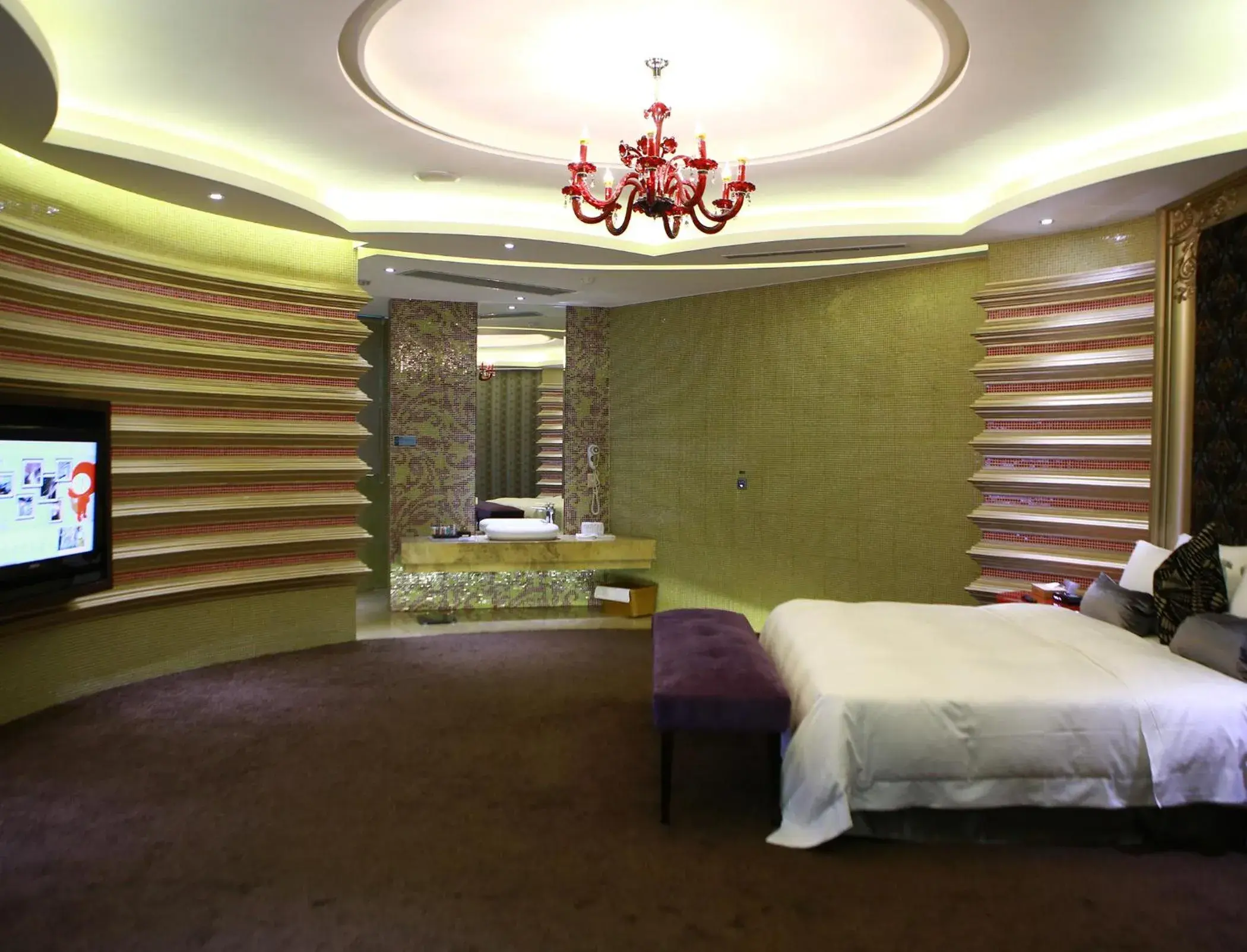 Bed in All-Ur Boutique Motel - ChungLi Branch