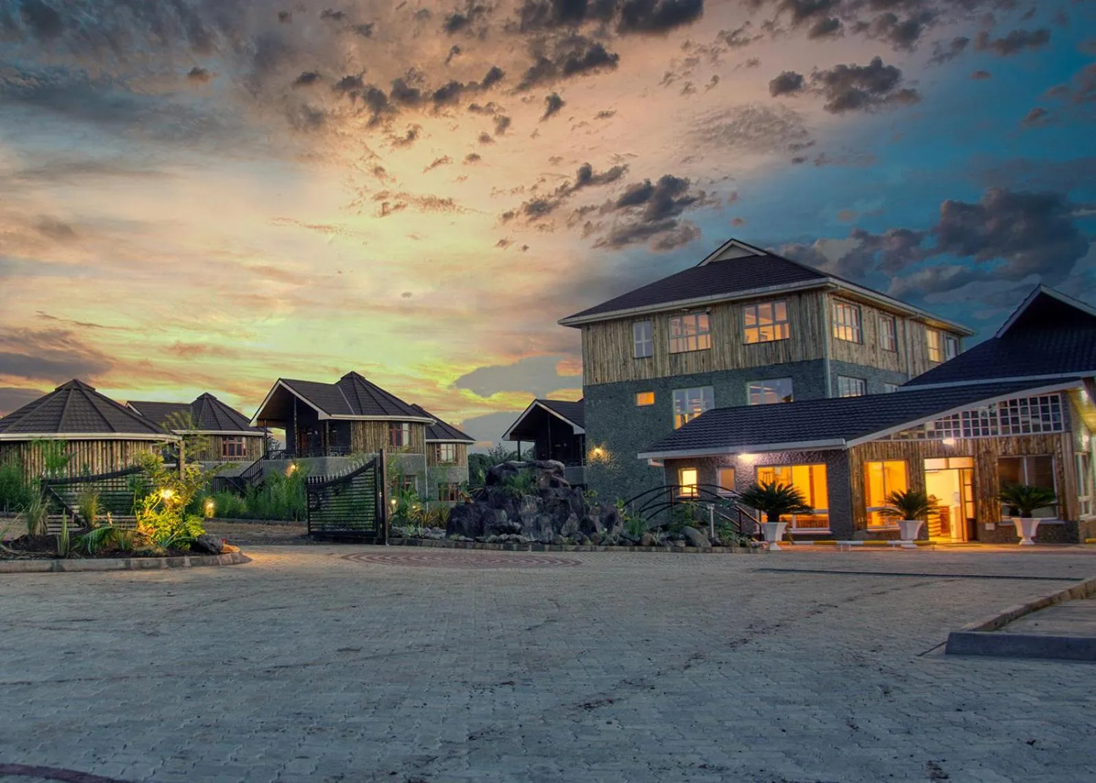 Sunrise in Aberdare Prestige & Royal Cottages