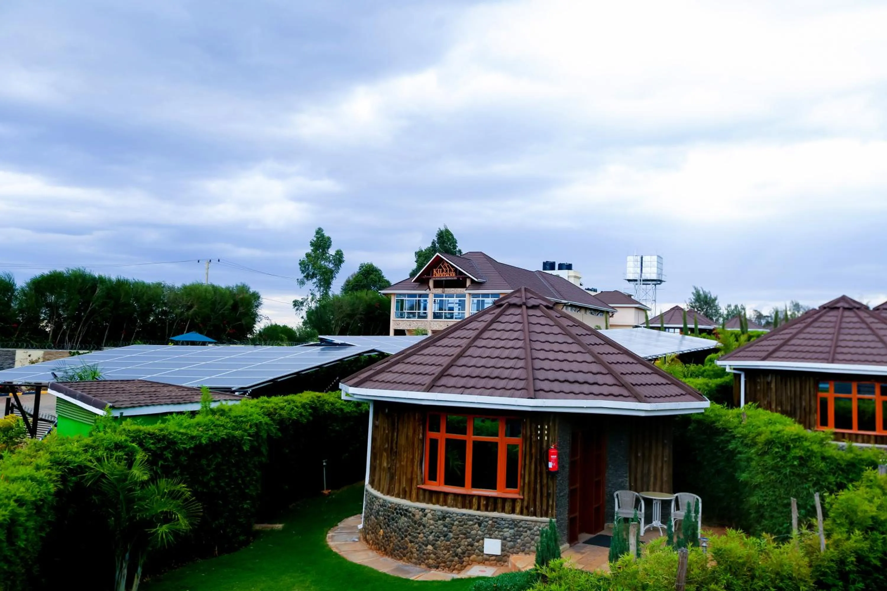 Garden view in Aberdare Prestige & Royal Cottages