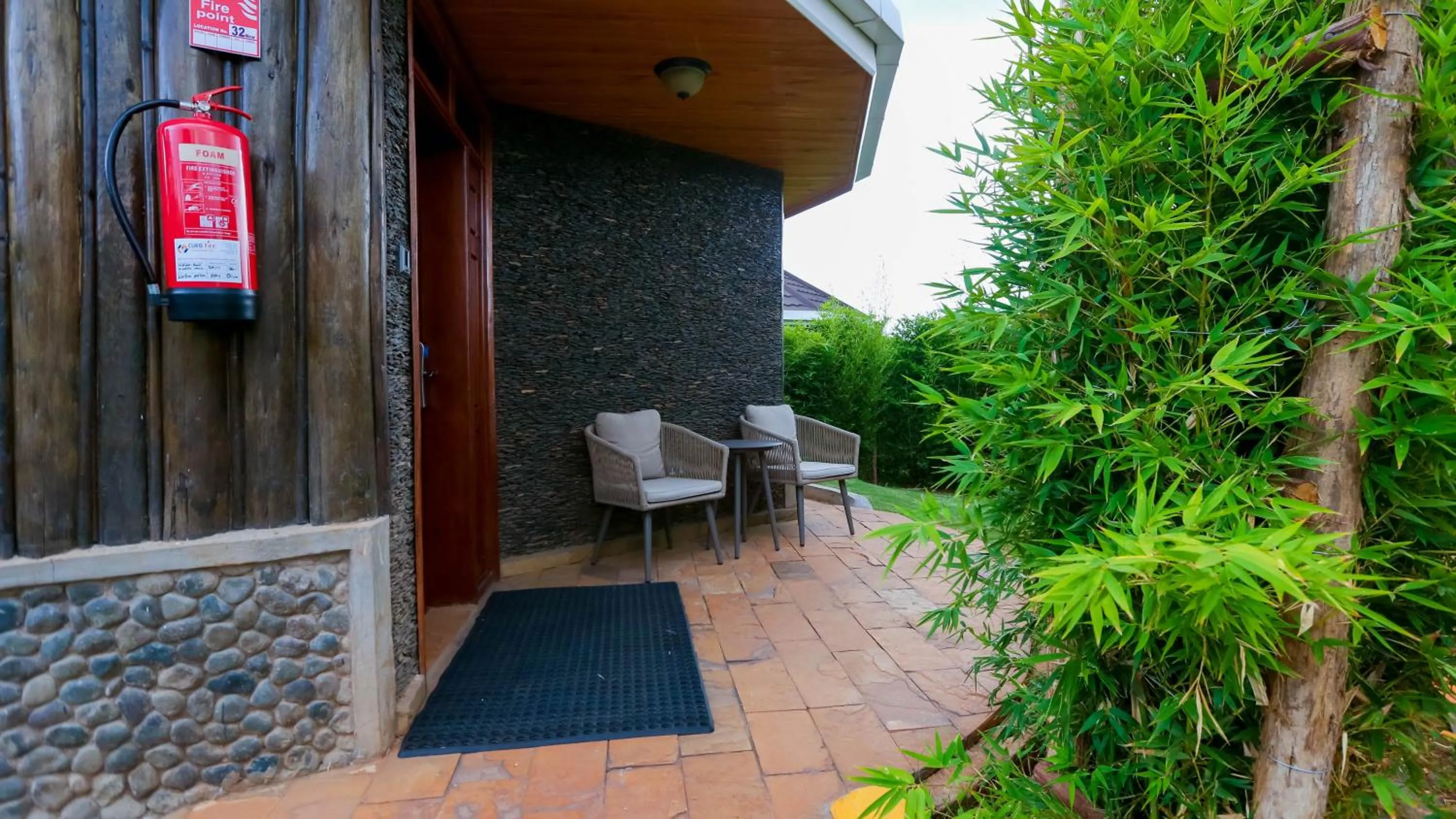 Garden in Aberdare Prestige & Royal Cottages