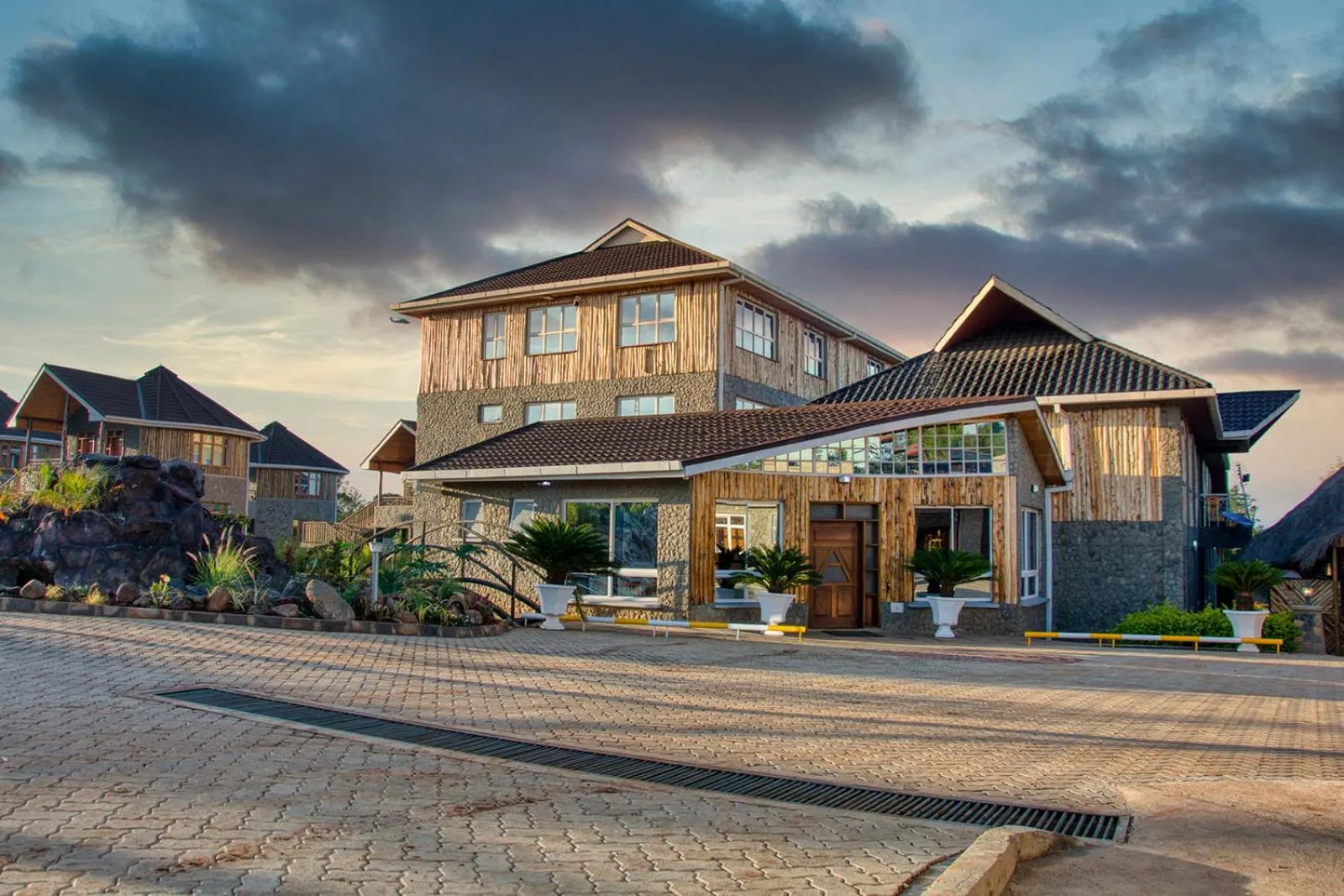 Property building in Aberdare Prestige & Royal Cottages