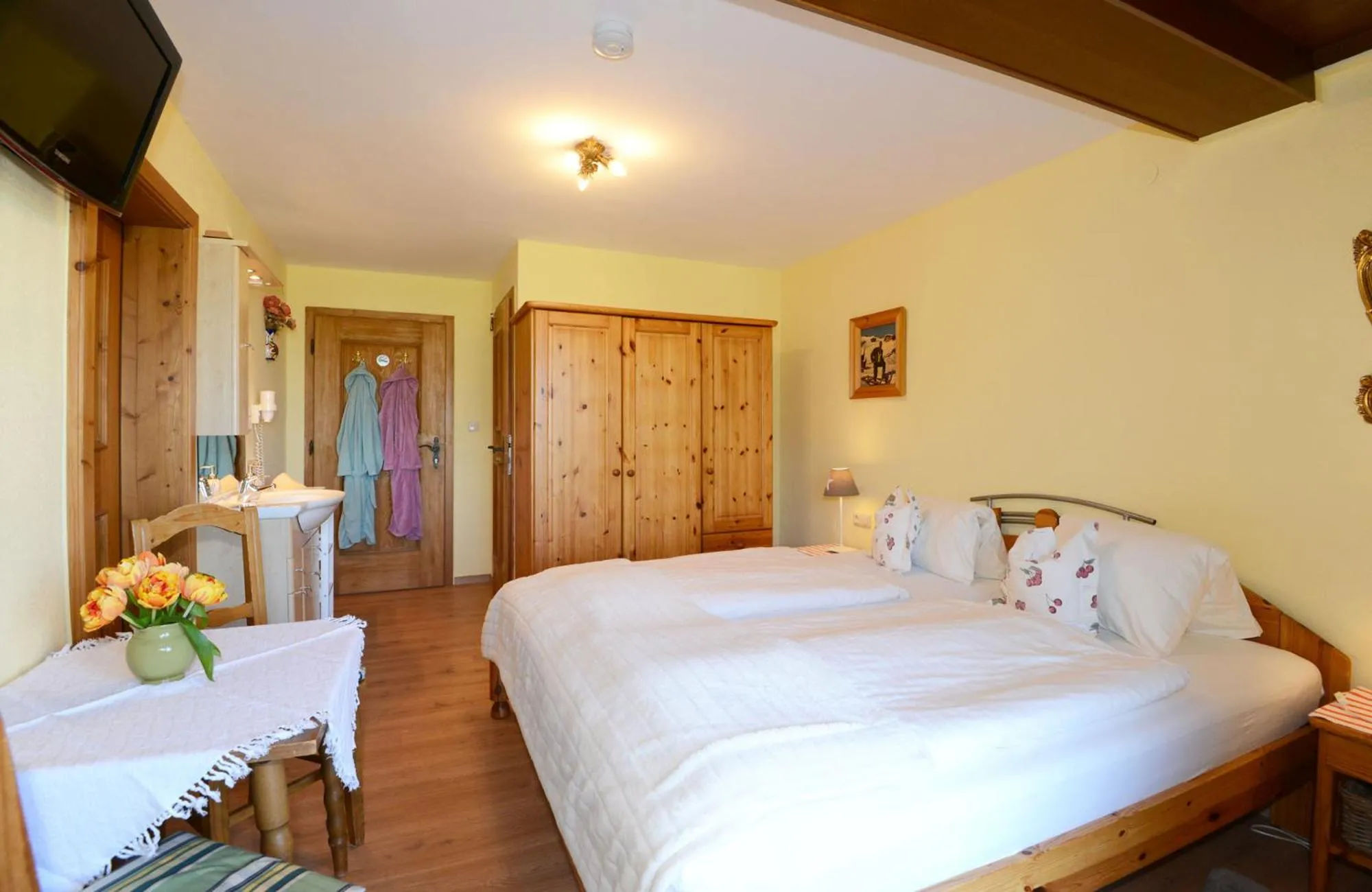 Bedroom, Bed in Romantik Aparthotel Sonnleitn