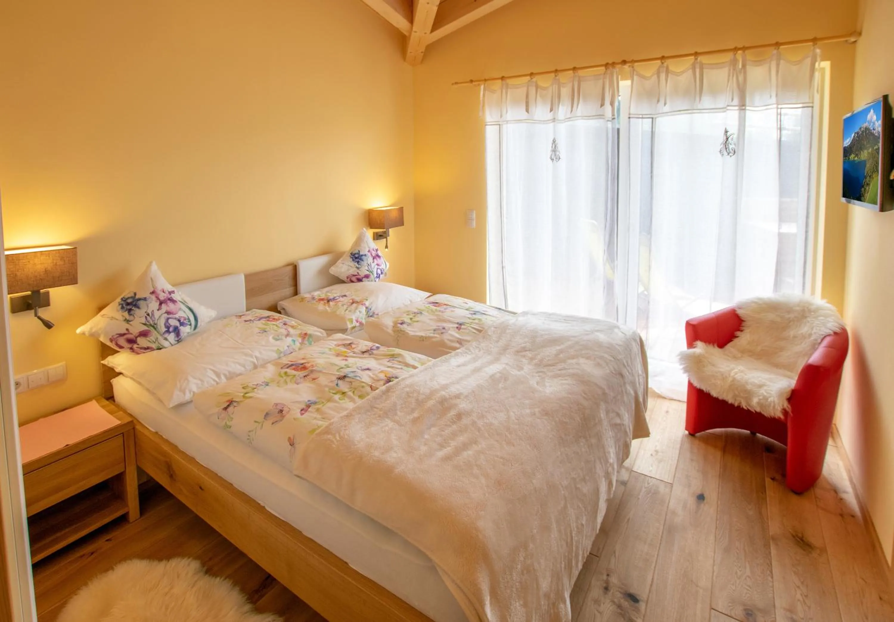 Bedroom, Bed in Romantik Aparthotel Sonnleitn