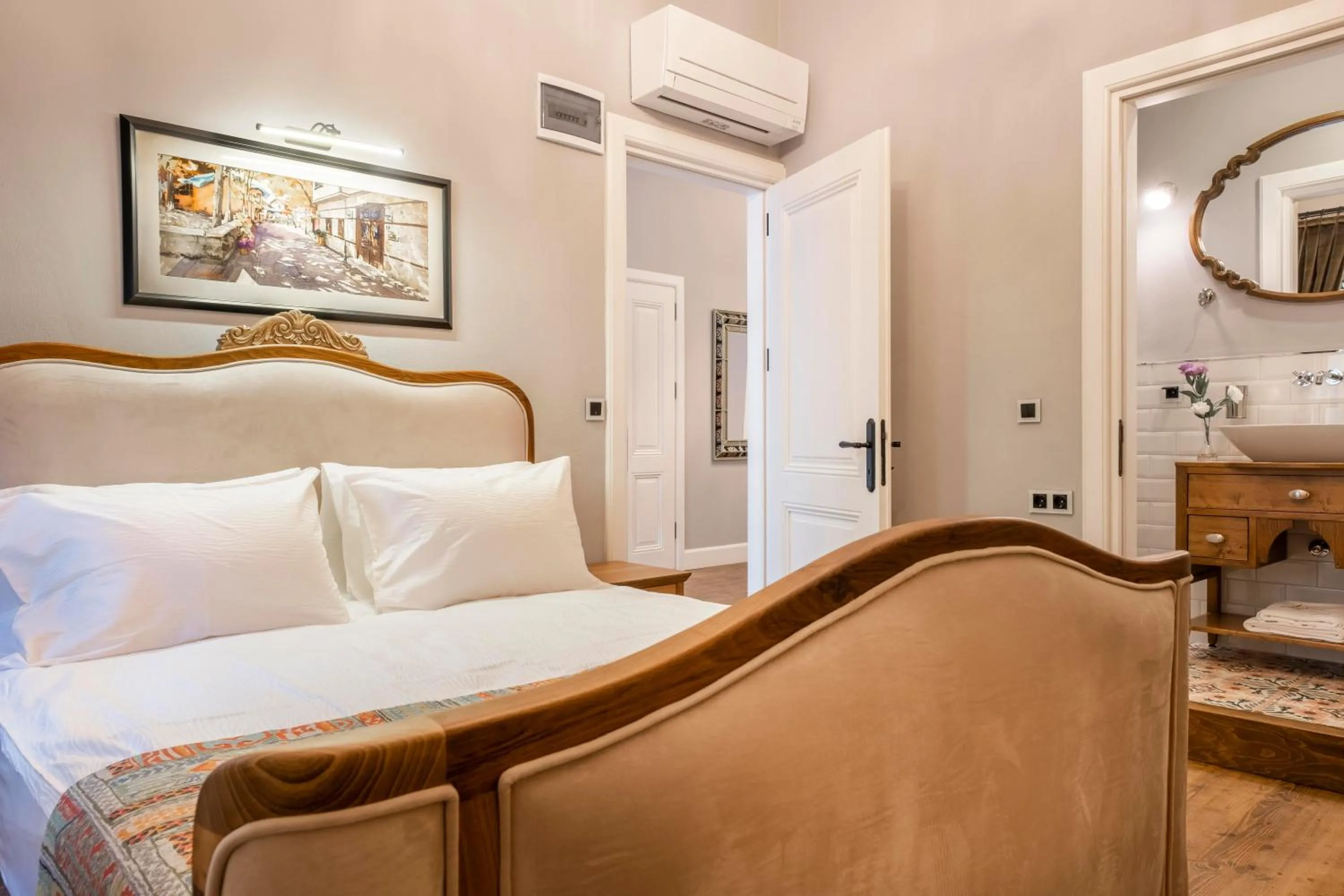 Bedroom in Hotel Lykia Old Town Antalya