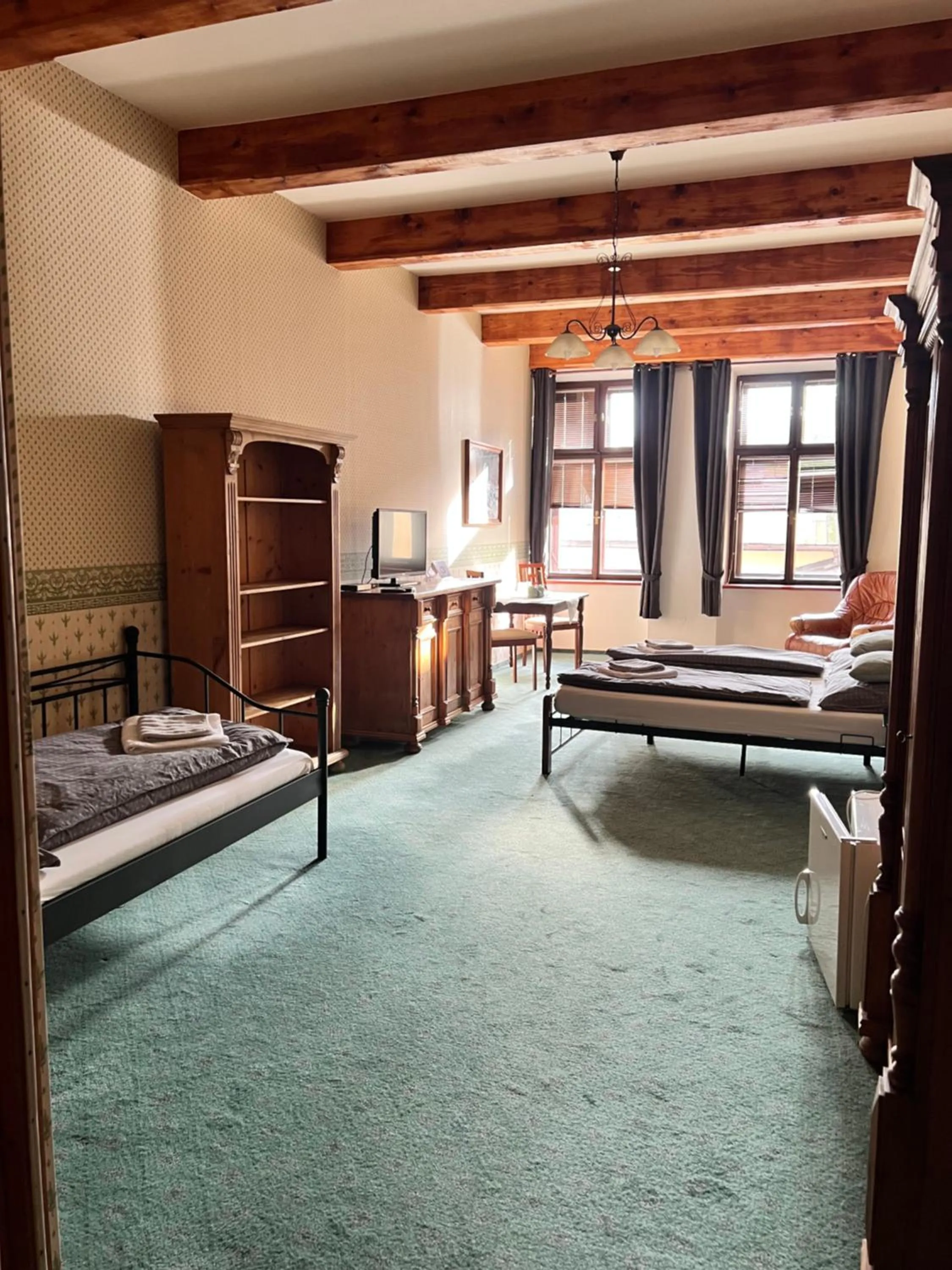 Photo of the whole room in Hotel Maxim