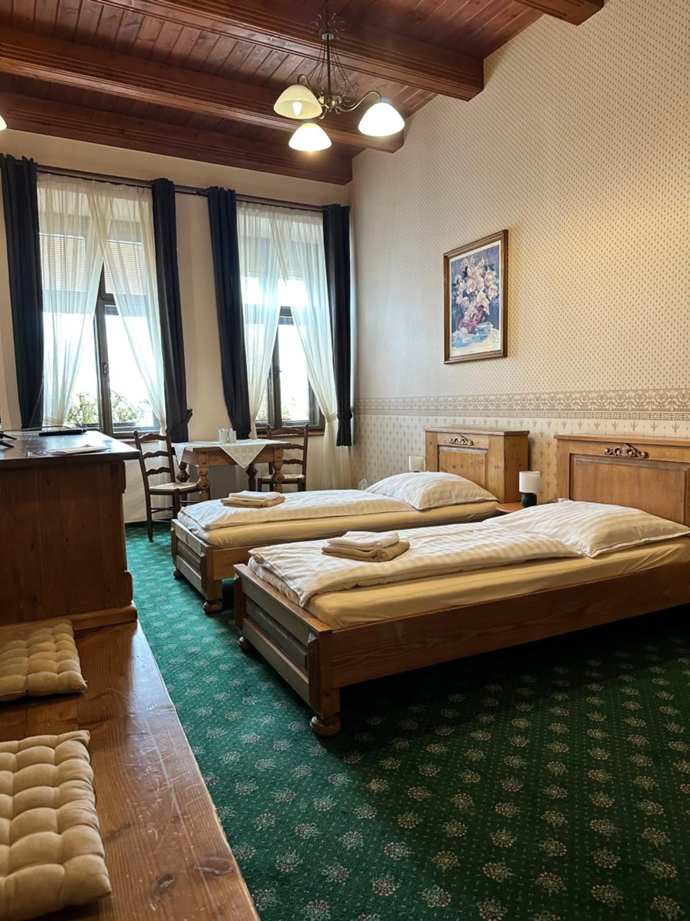 Photo of the whole room in Hotel Maxim