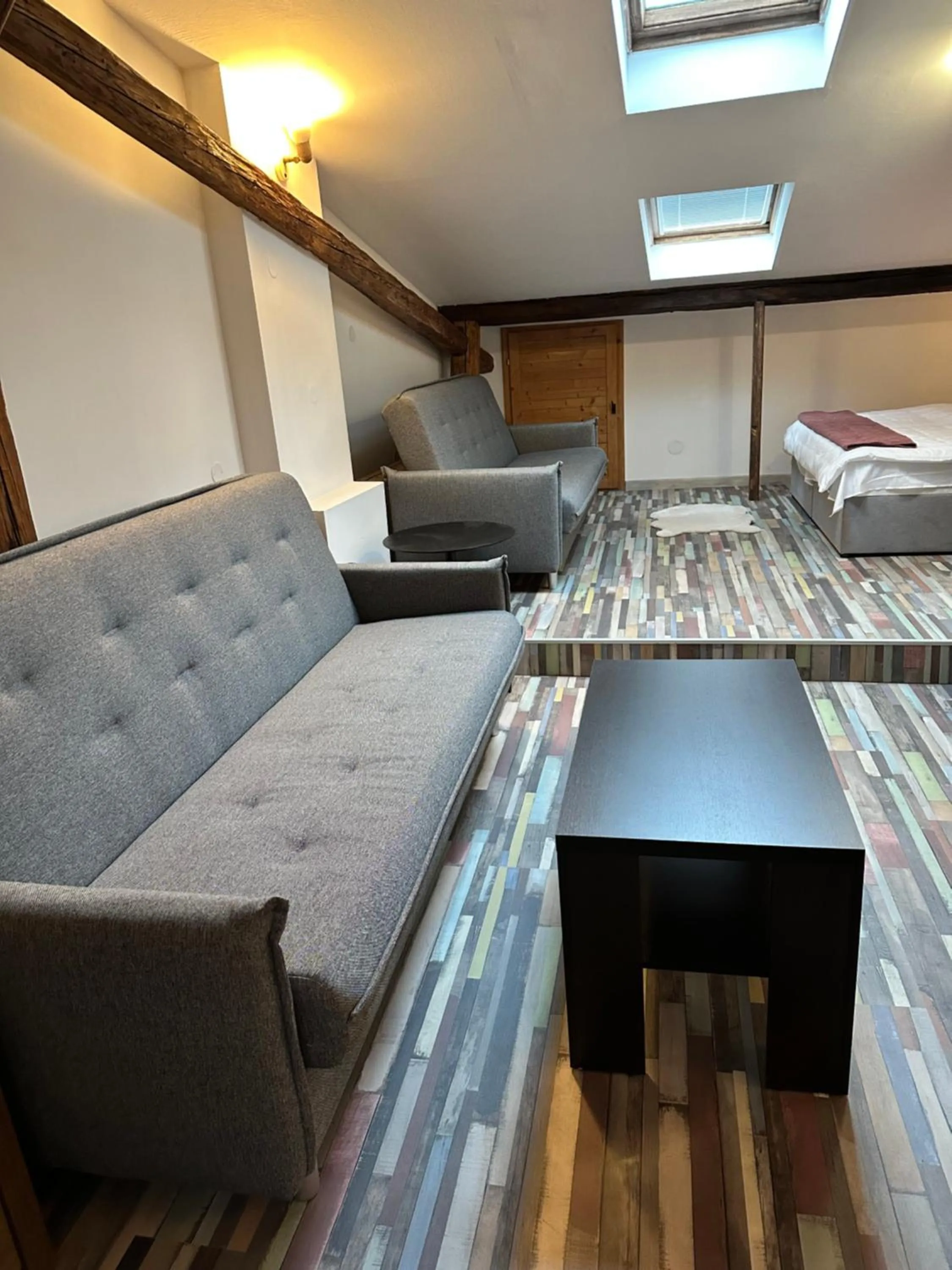 Photo of the whole room in Hotel Maxim