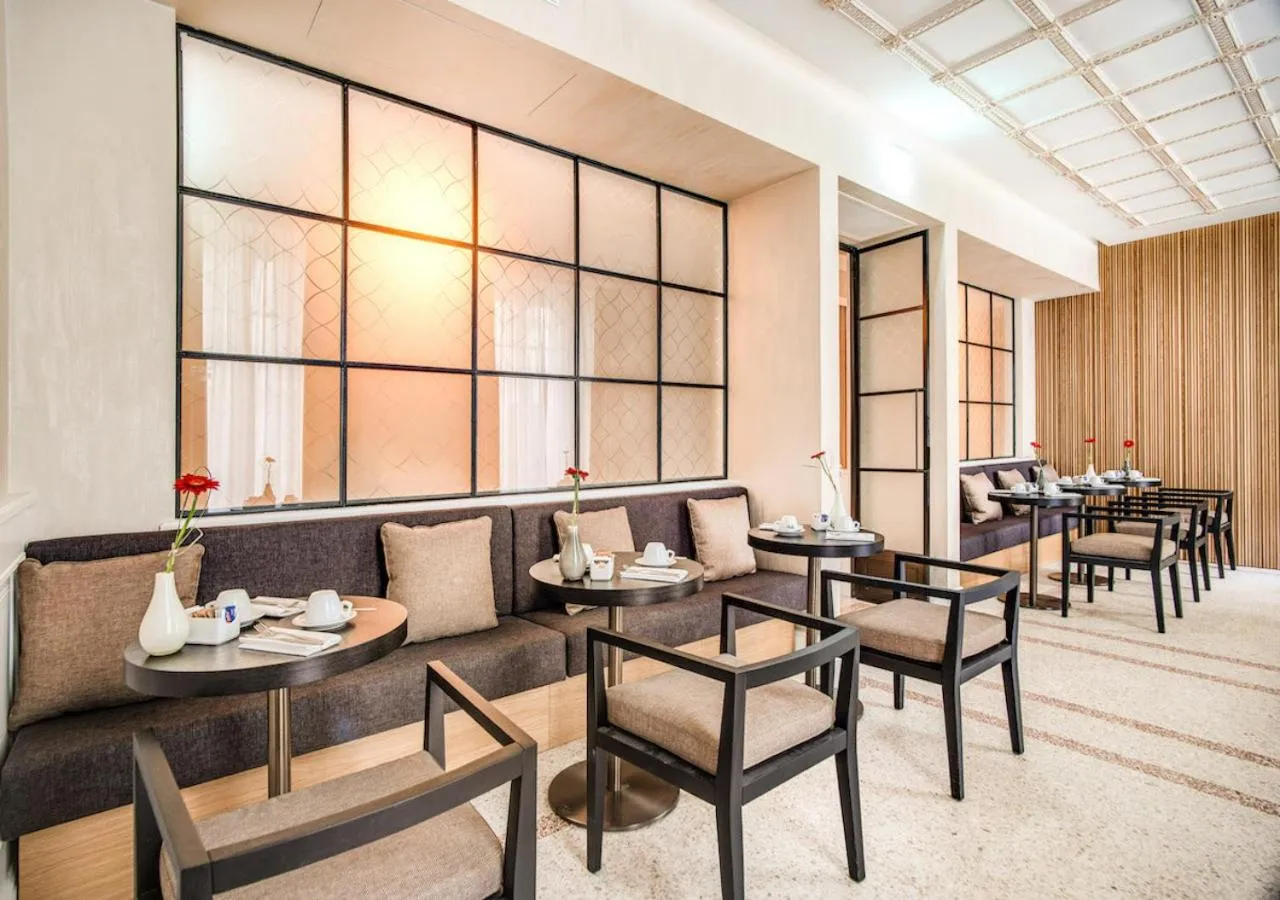 Communal lounge/ TV room in DBH – Boutique Hotel Lake Como