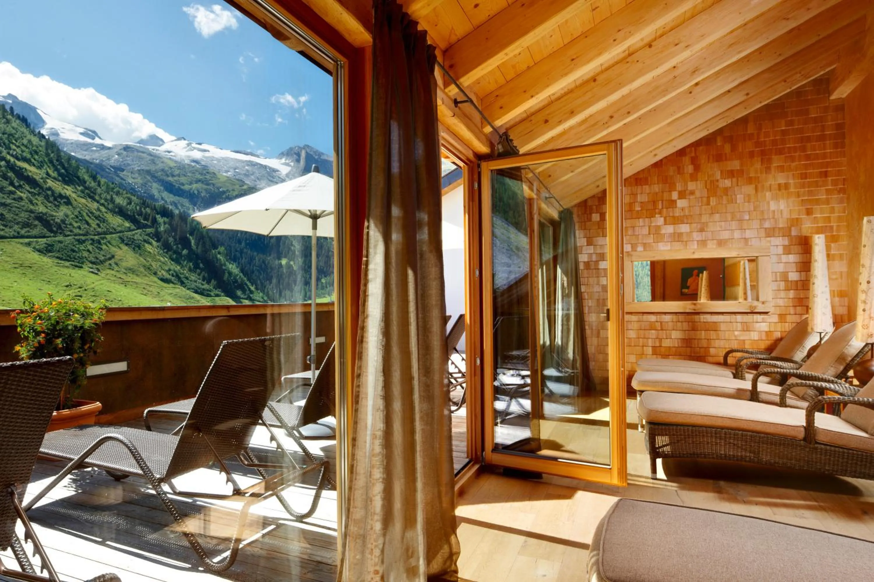 Balcony/Terrace in Hotel Berghof Crystal Spa & Sports