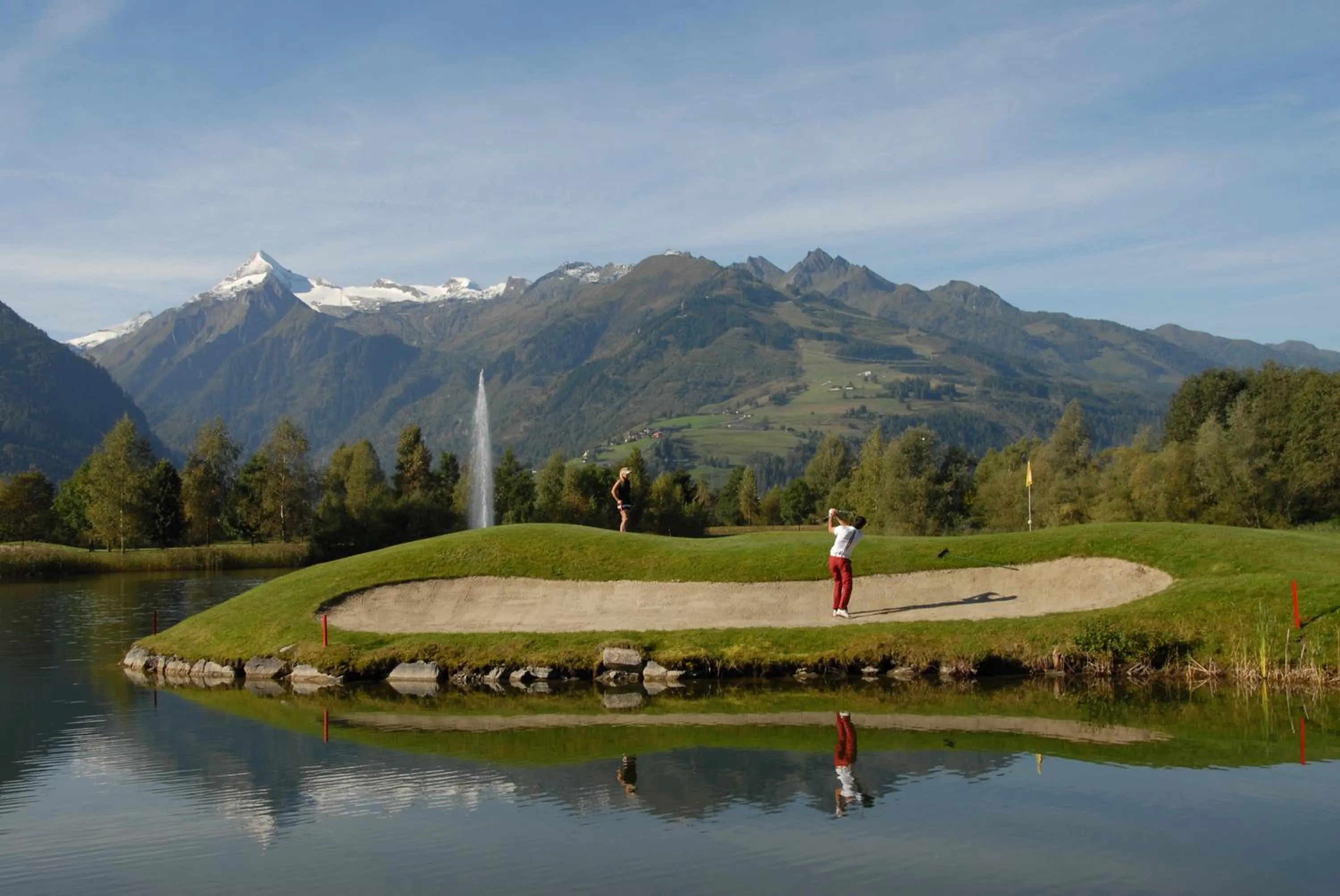 Golfcourse in Hotel Barbarahof 4 stars Superior - Adults Only "soft" from 10 years - Skibus-stop